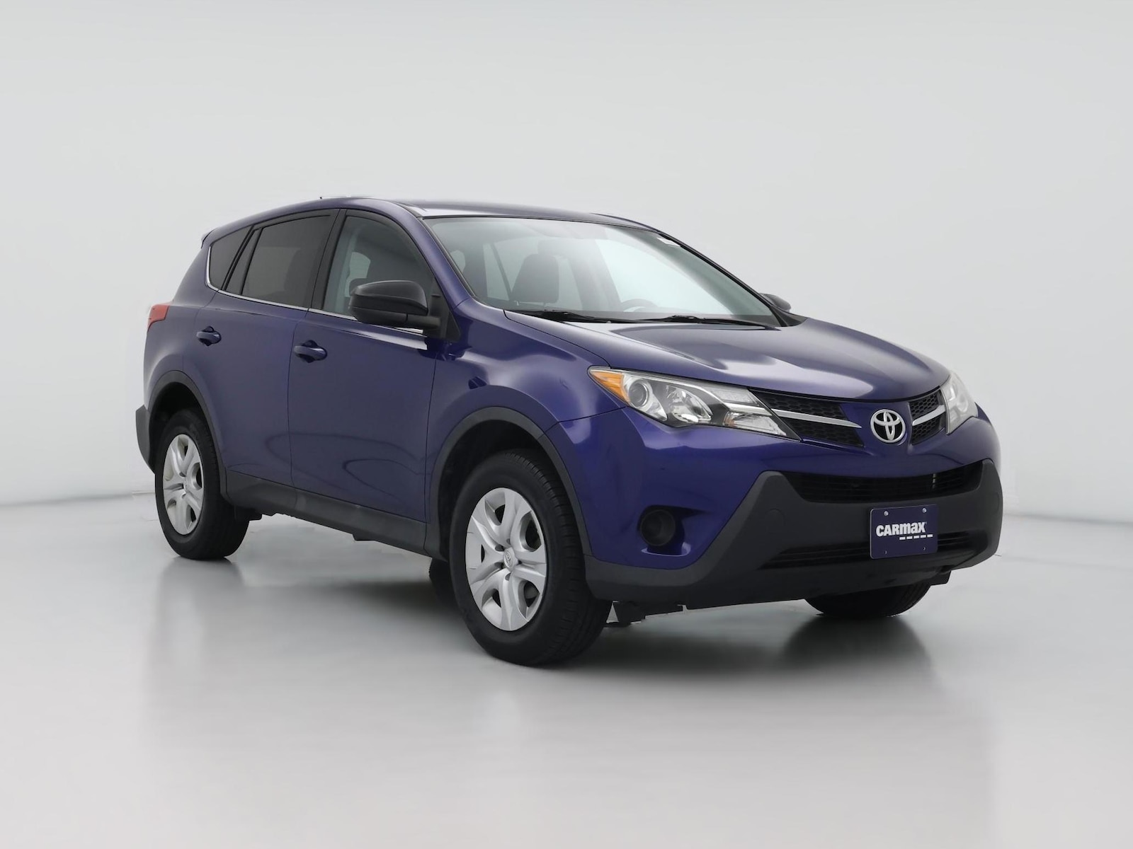 2015 Toyota RAV4 LE - Photo 1