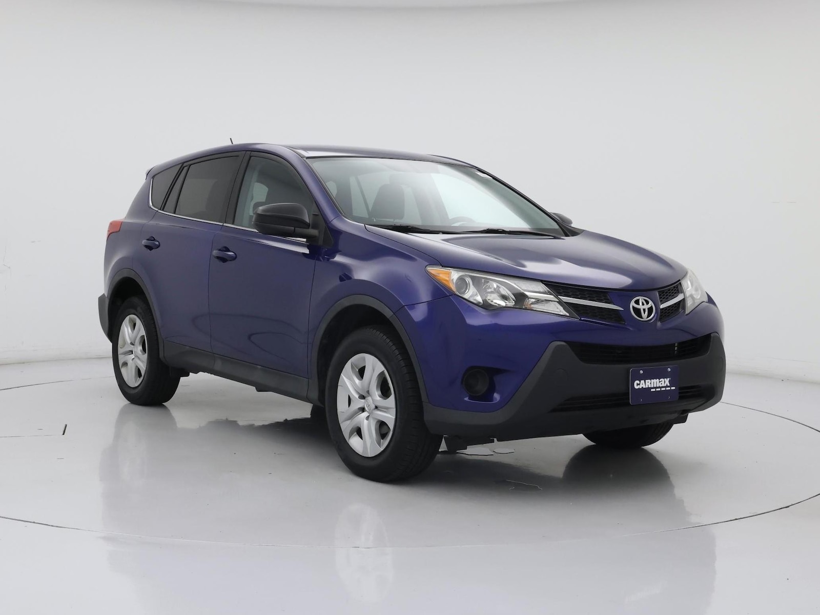 2015 Toyota RAV4 LE - Photo 2
