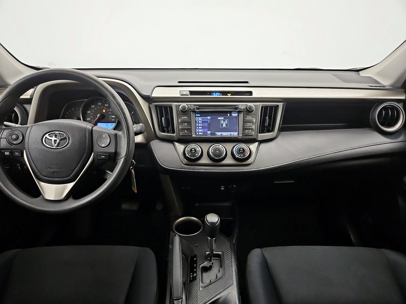 2015 Toyota RAV4 LE - Photo 10