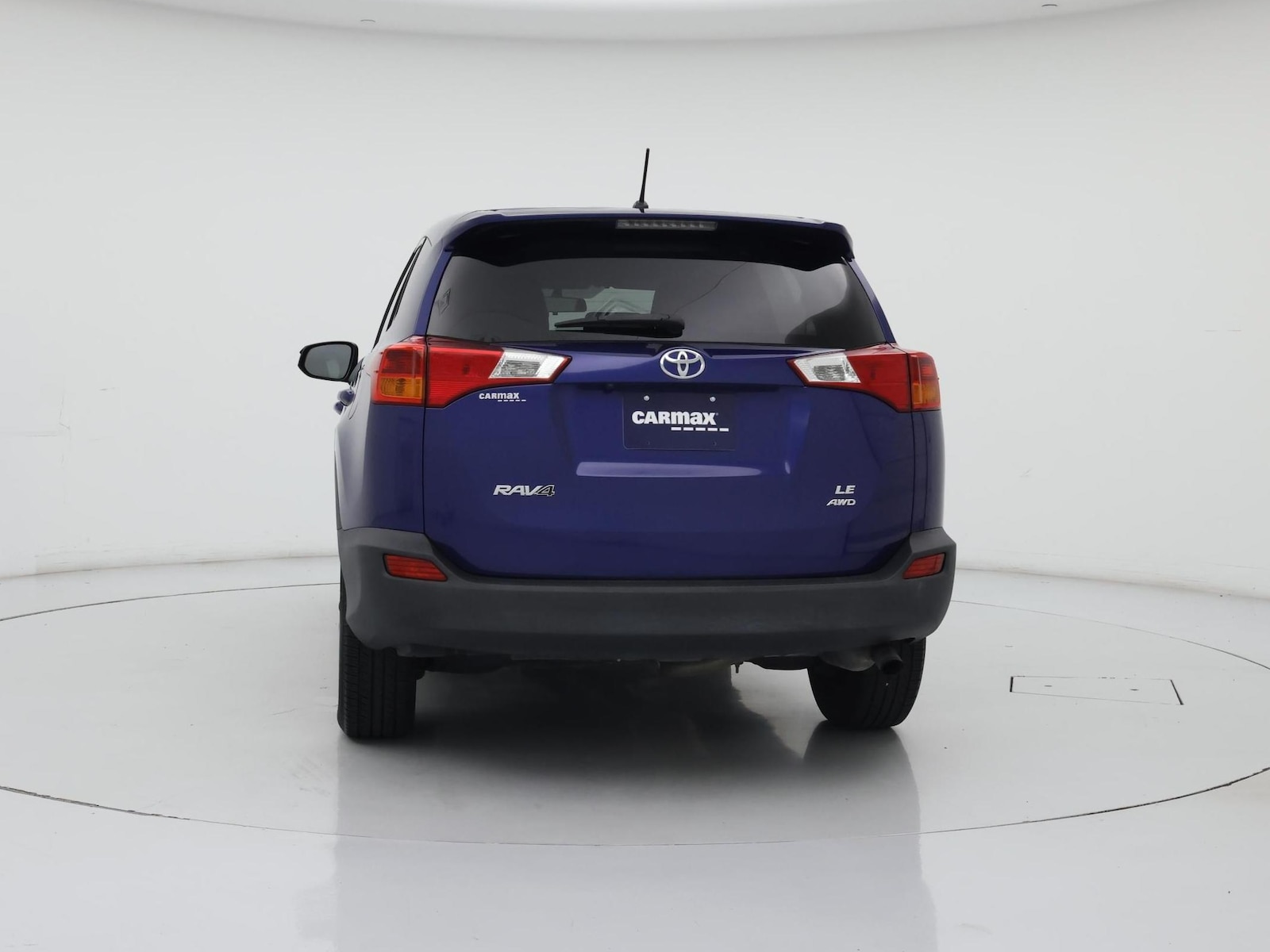 2015 Toyota RAV4 LE - Photo 7
