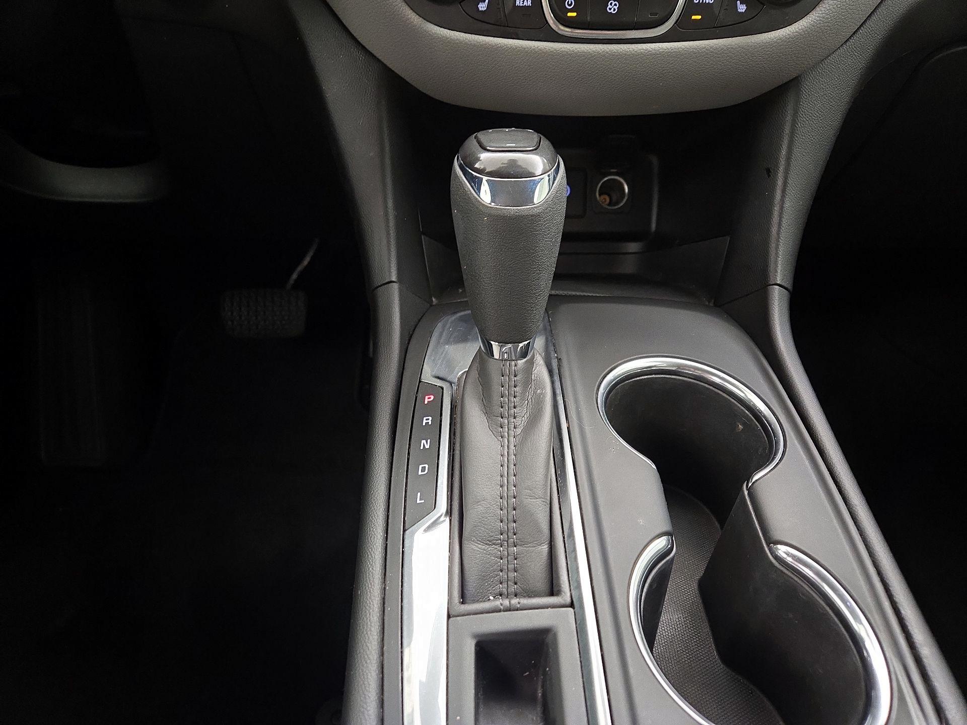 Thumbnail: 2020 Chevrolet Equinox - 17