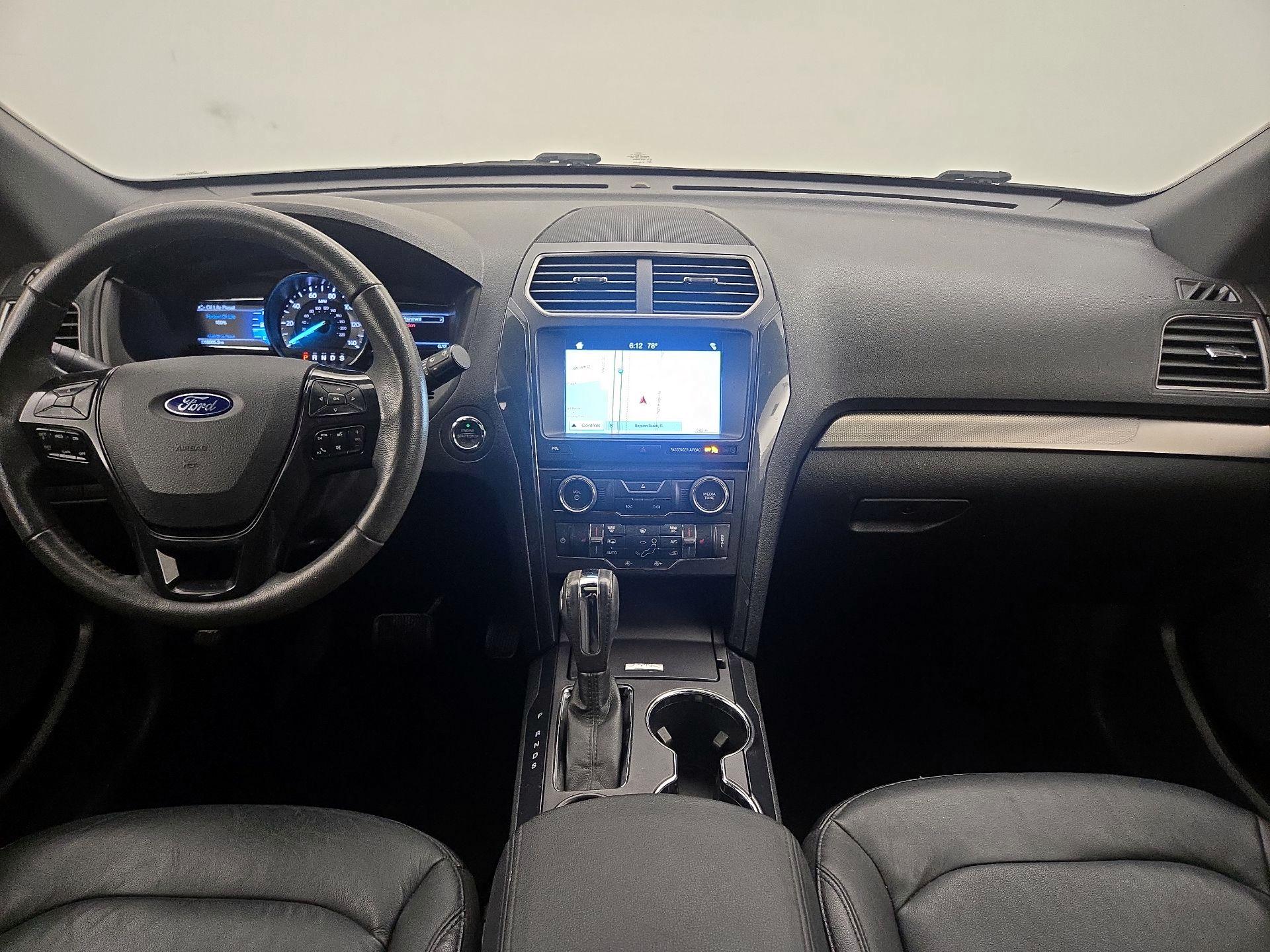 Thumbnail: 2018 Ford Explorer - 9