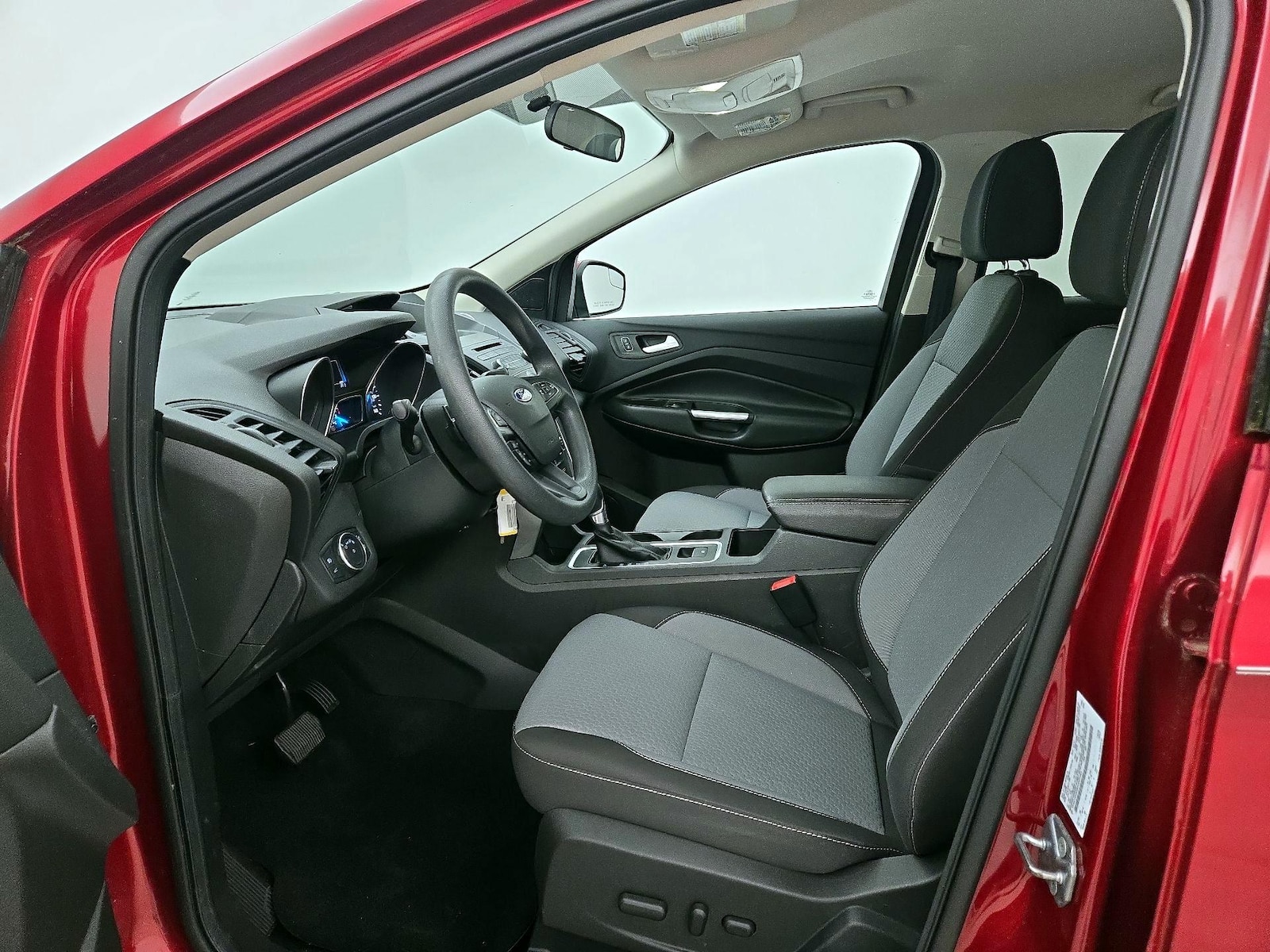 2017 Ford Escape SE - Photo 12