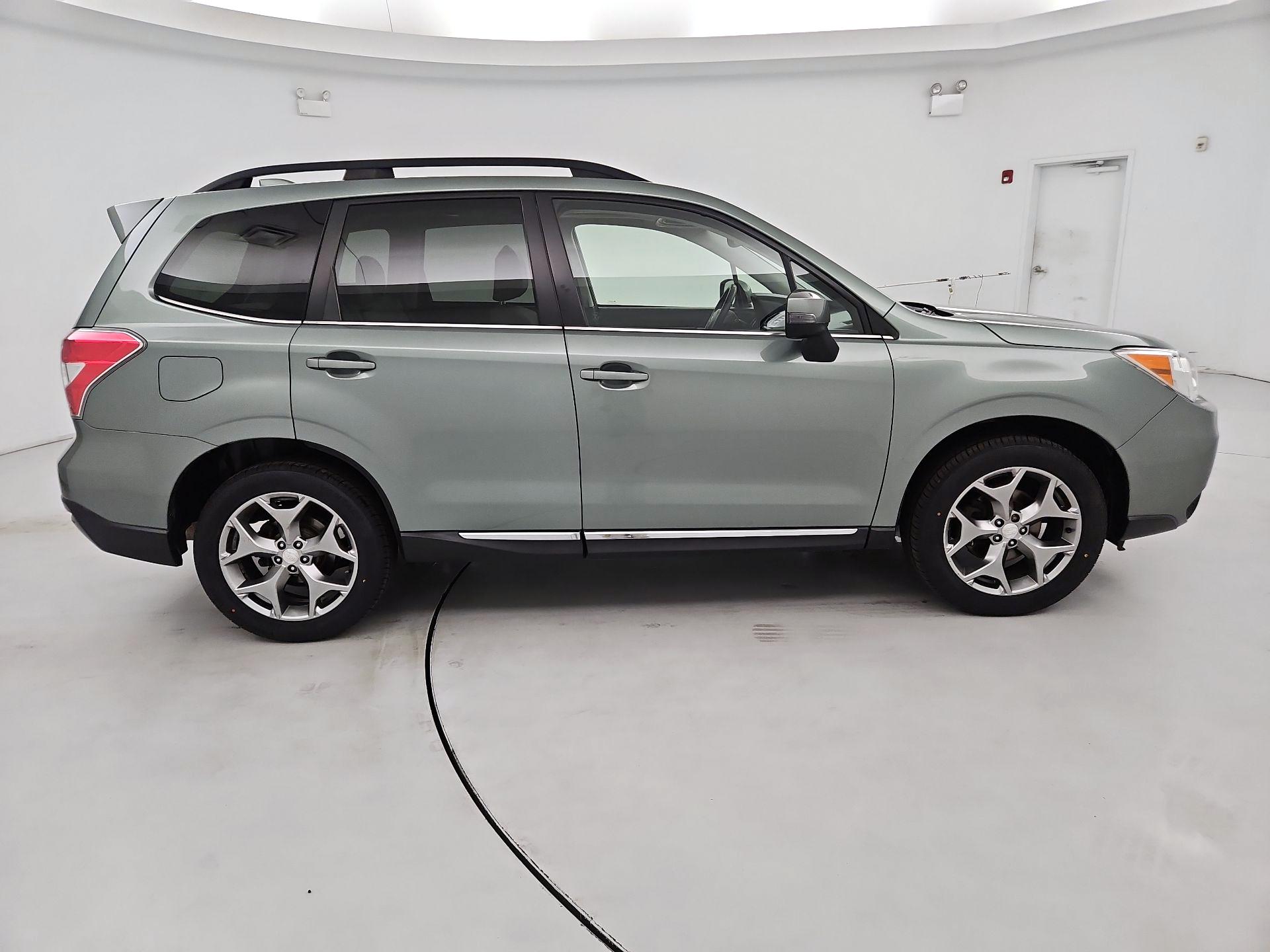 Thumbnail: 2016 Subaru Forester - 4