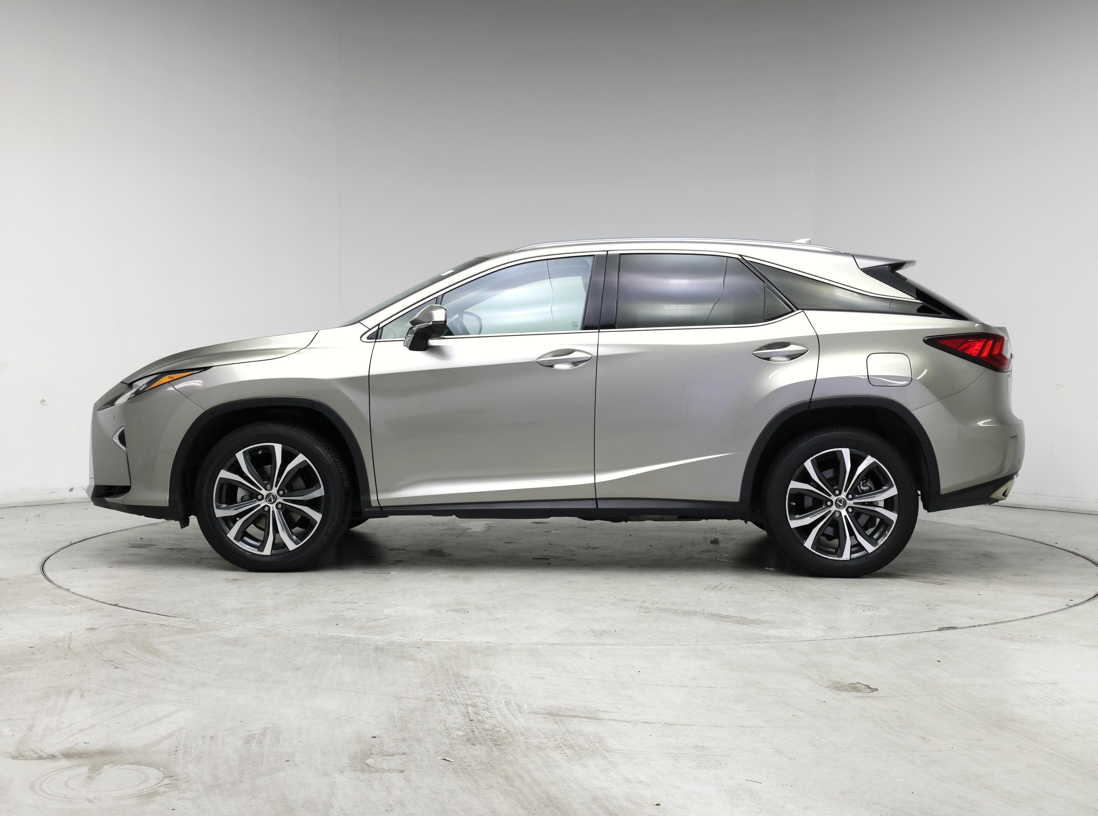 Thumbnail: 2018 Lexus RX - 3