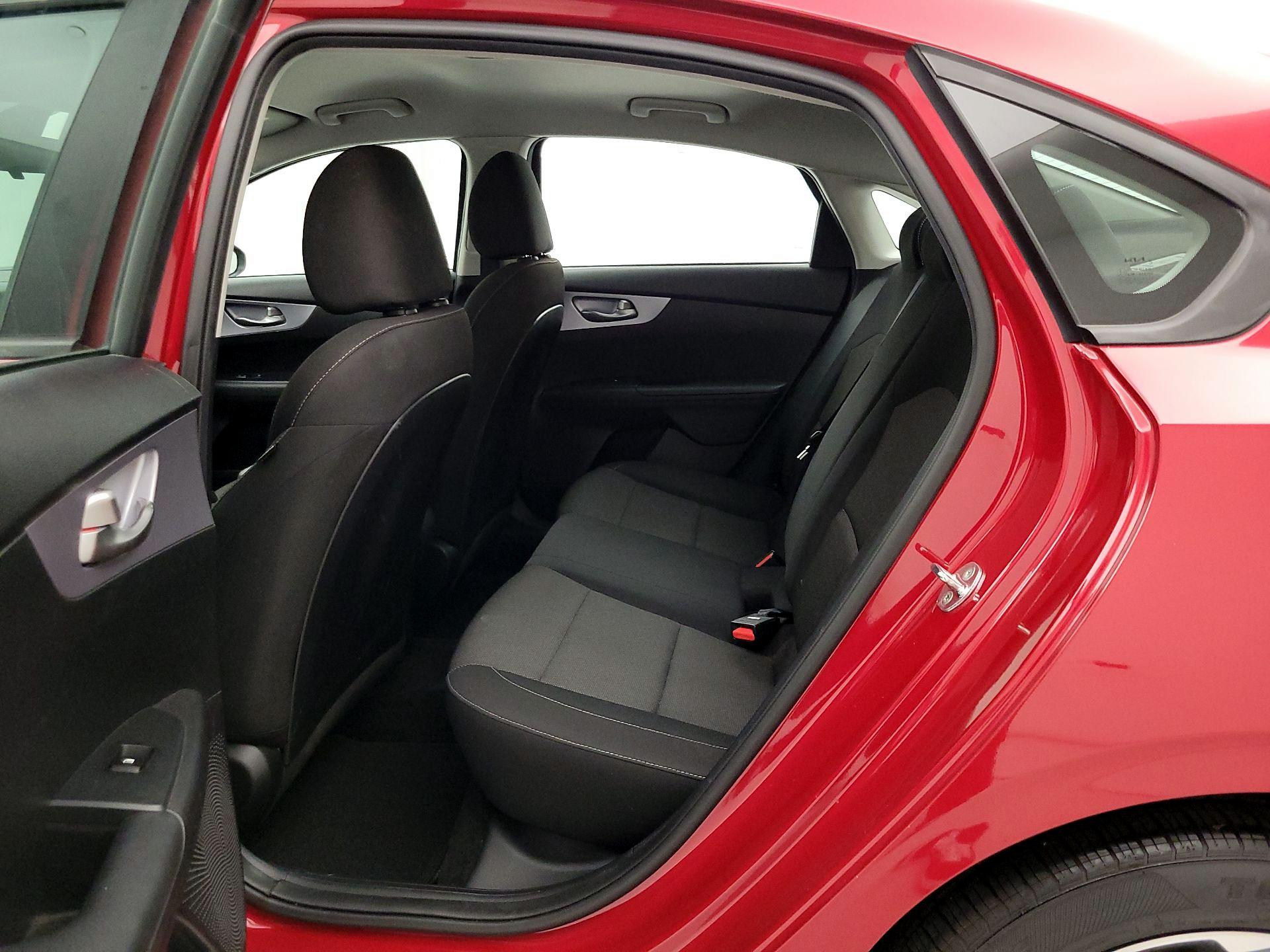 Thumbnail: 2022 Kia Forte - 19