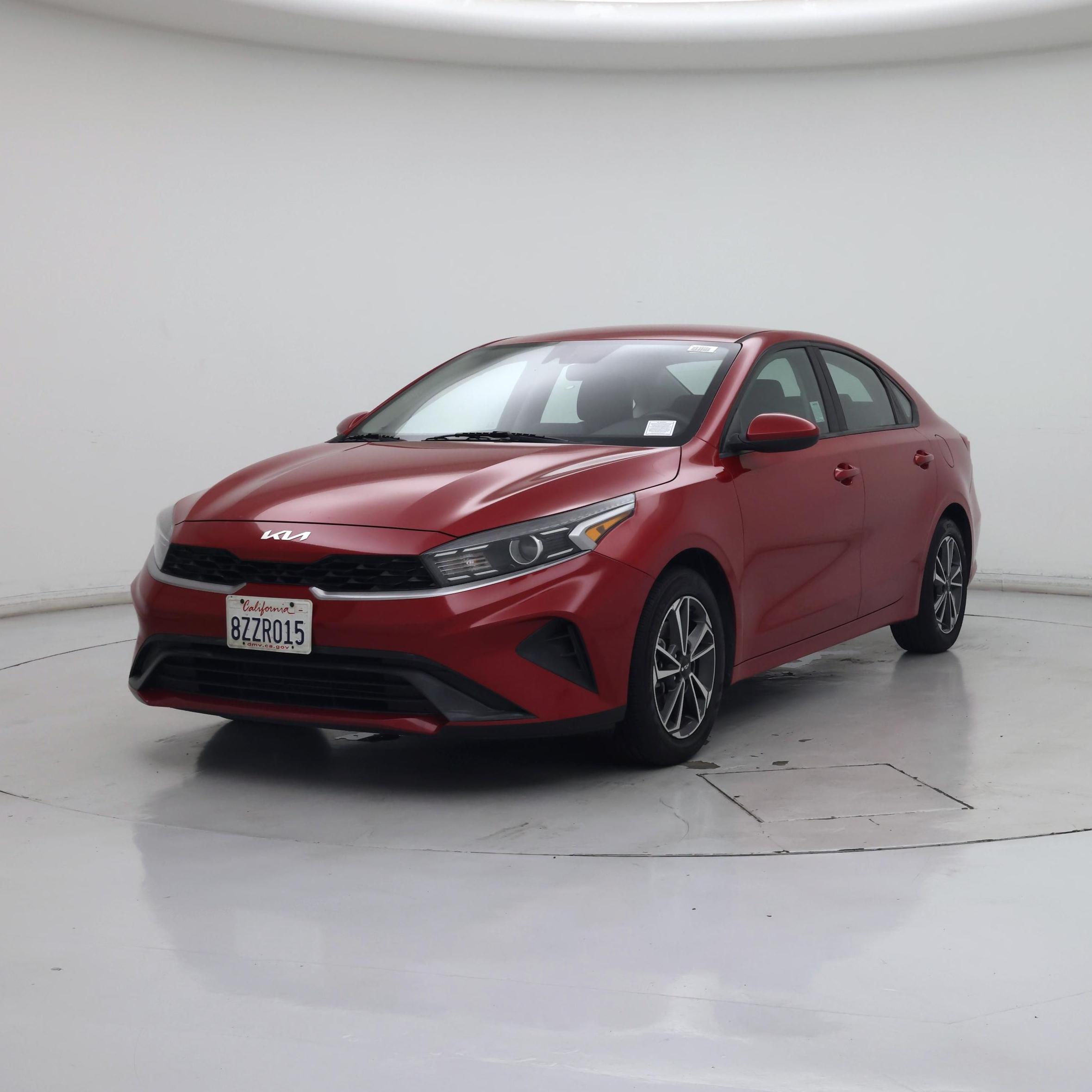 Thumbnail: 2022 Kia Forte - 4