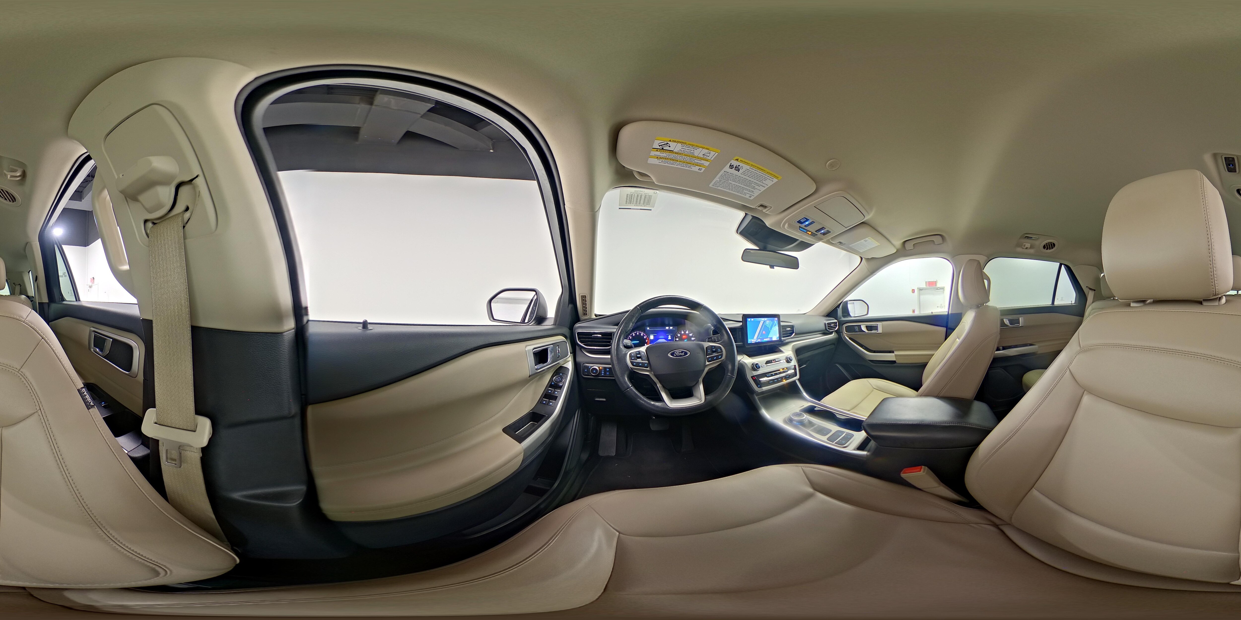 2022 Ford Explorer XLT - Photo 29