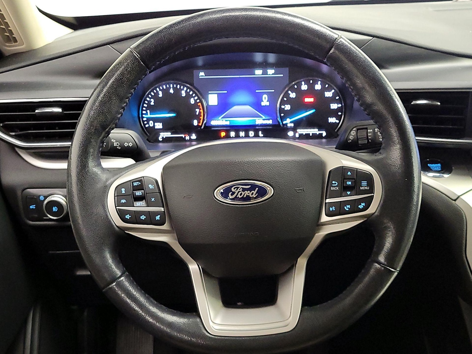 2022 Ford Explorer XLT - Photo 11