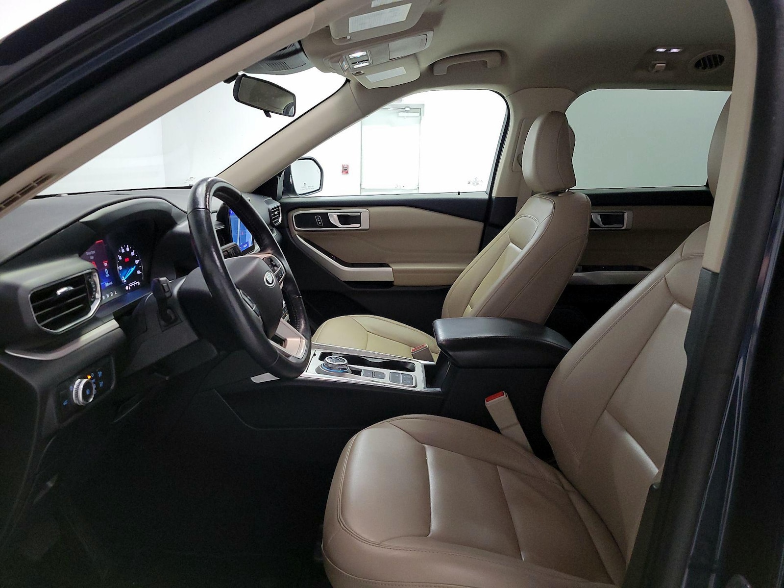 2022 Ford Explorer XLT - Photo 12