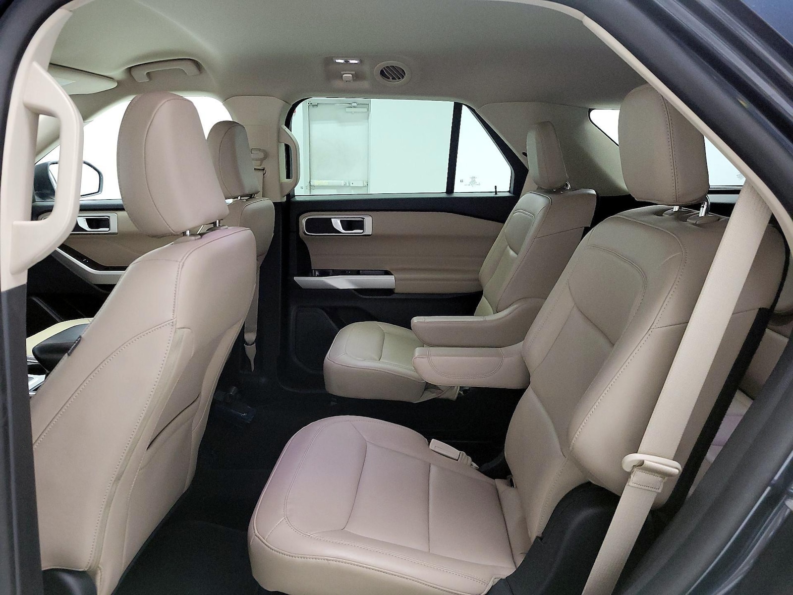 2022 Ford Explorer XLT - Photo 21