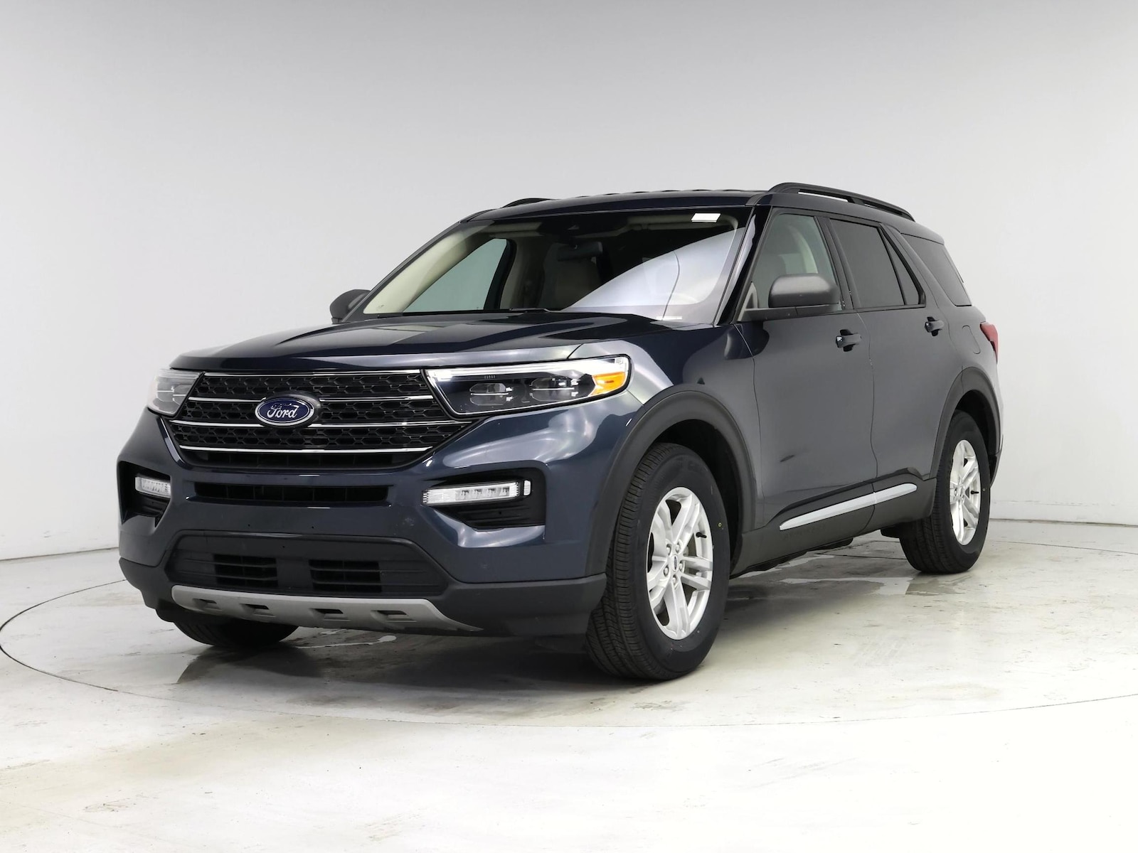 2022 Ford Explorer XLT - Photo 5
