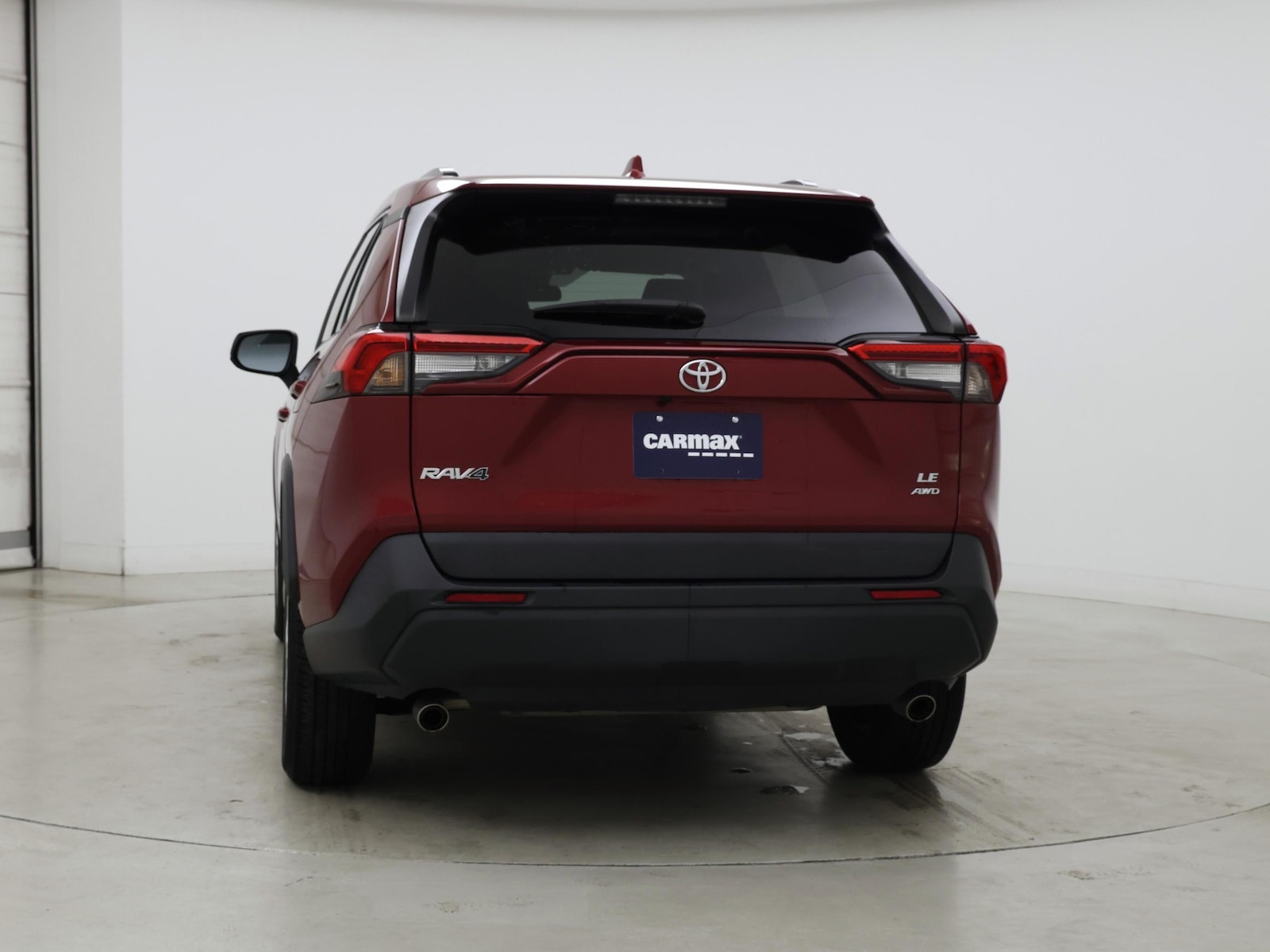 2021 Toyota RAV4 LE - Photo 7
