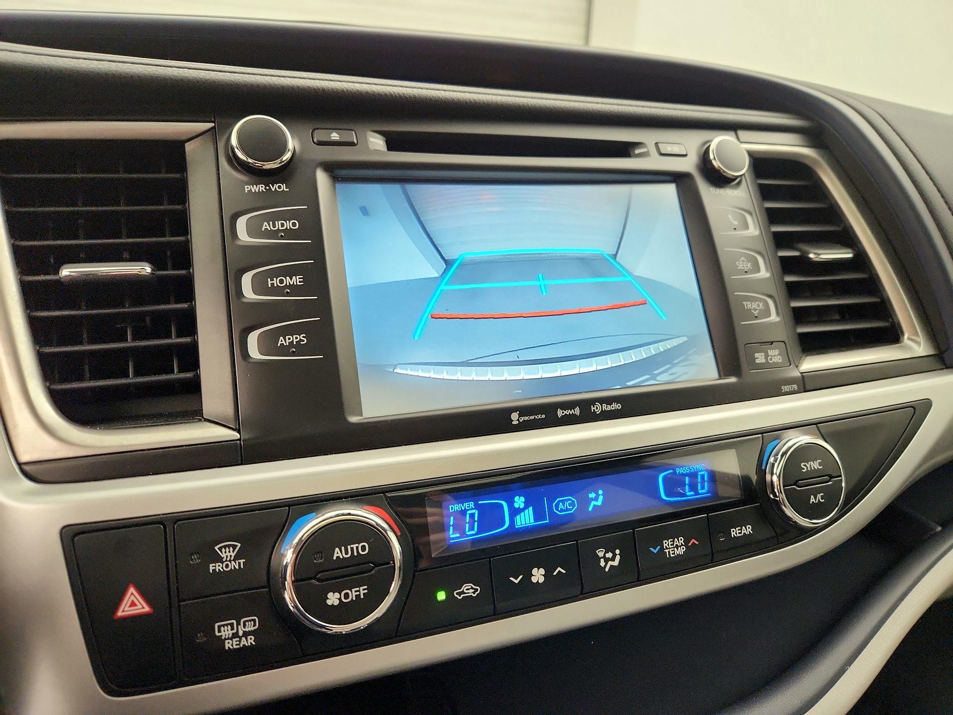 Thumbnail: 2017 Toyota Highlander - 15