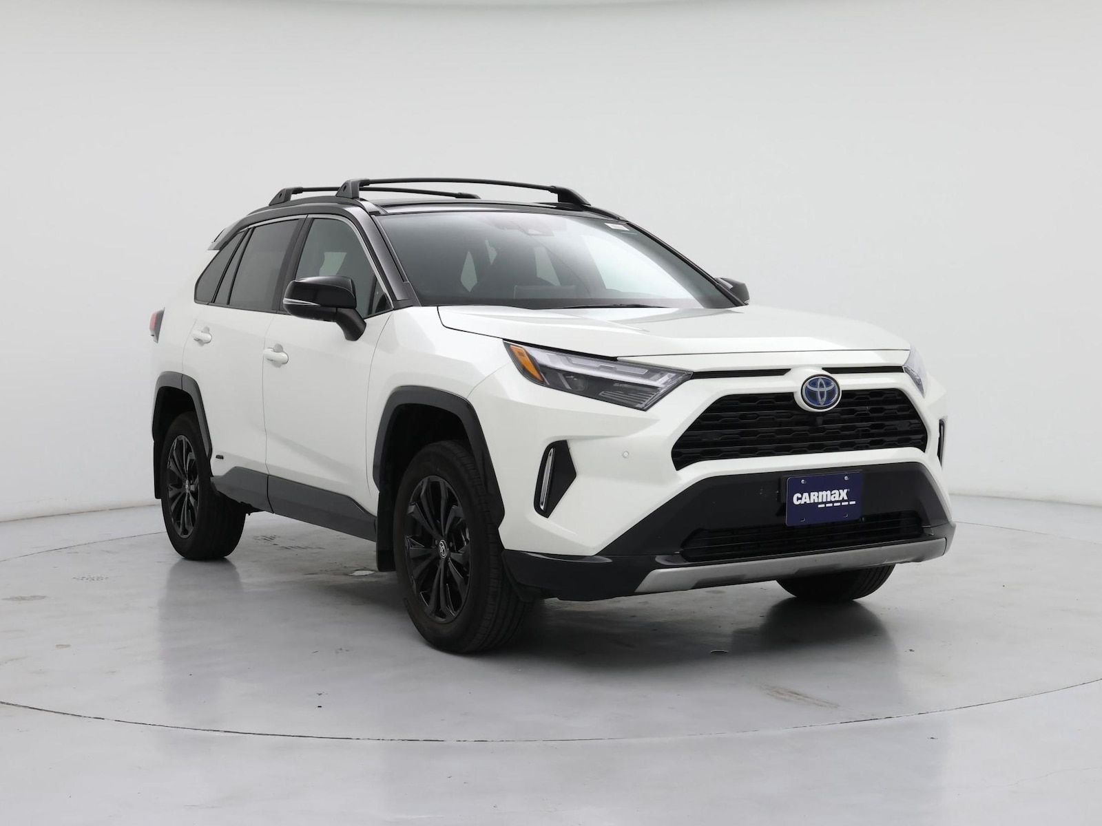2022 Toyota RAV4 XSE - Photo 2