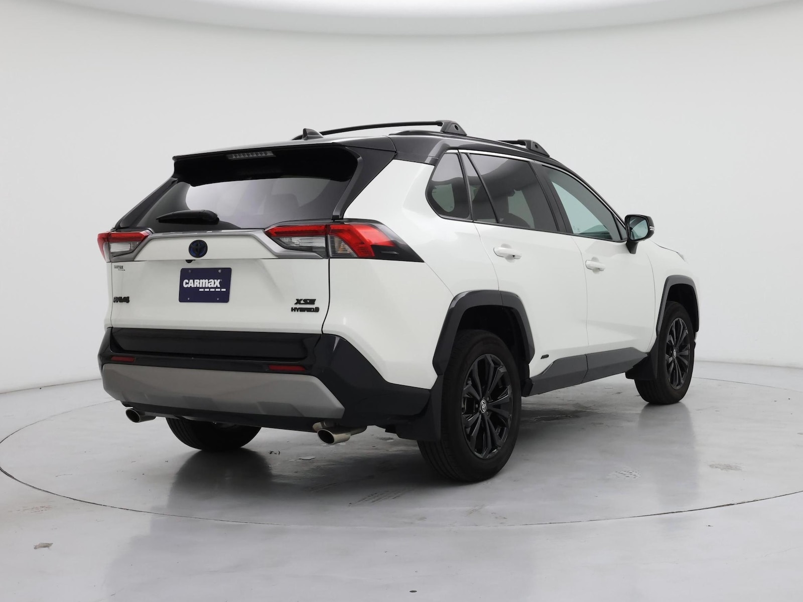 2022 Toyota RAV4 XSE - Photo 9