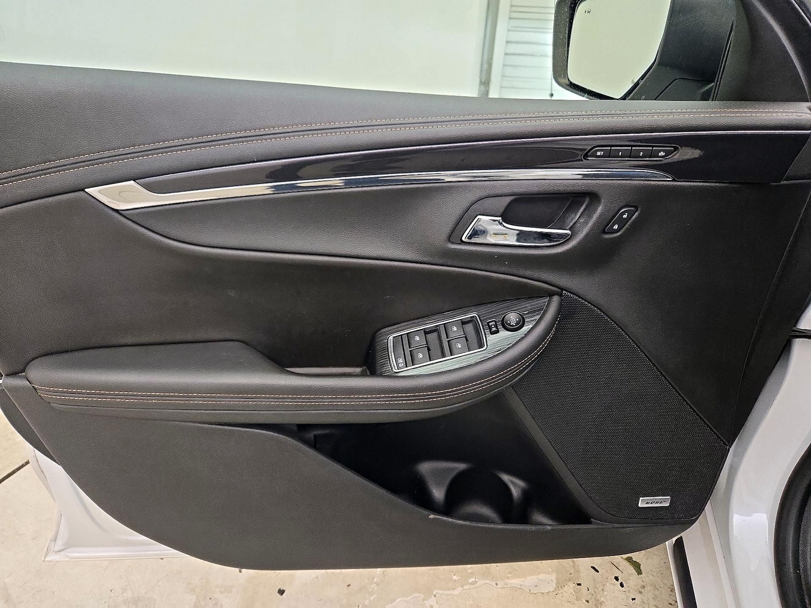2016 Chevrolet Impala 2LZ - Photo 13