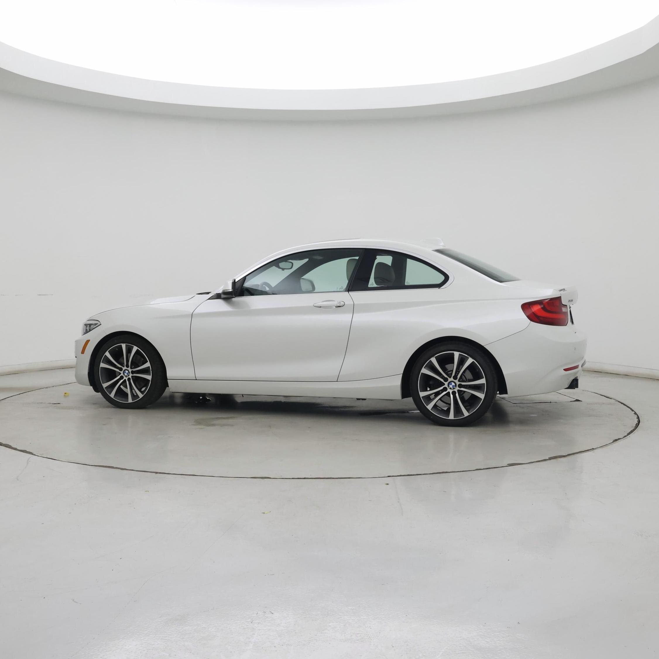 Thumbnail: 2017 BMW 2 Series - 3