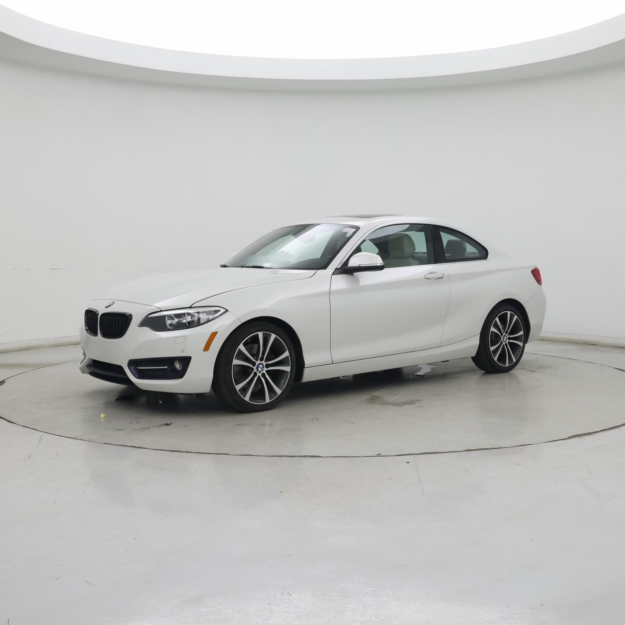 Thumbnail: 2017 BMW 2 Series - 4