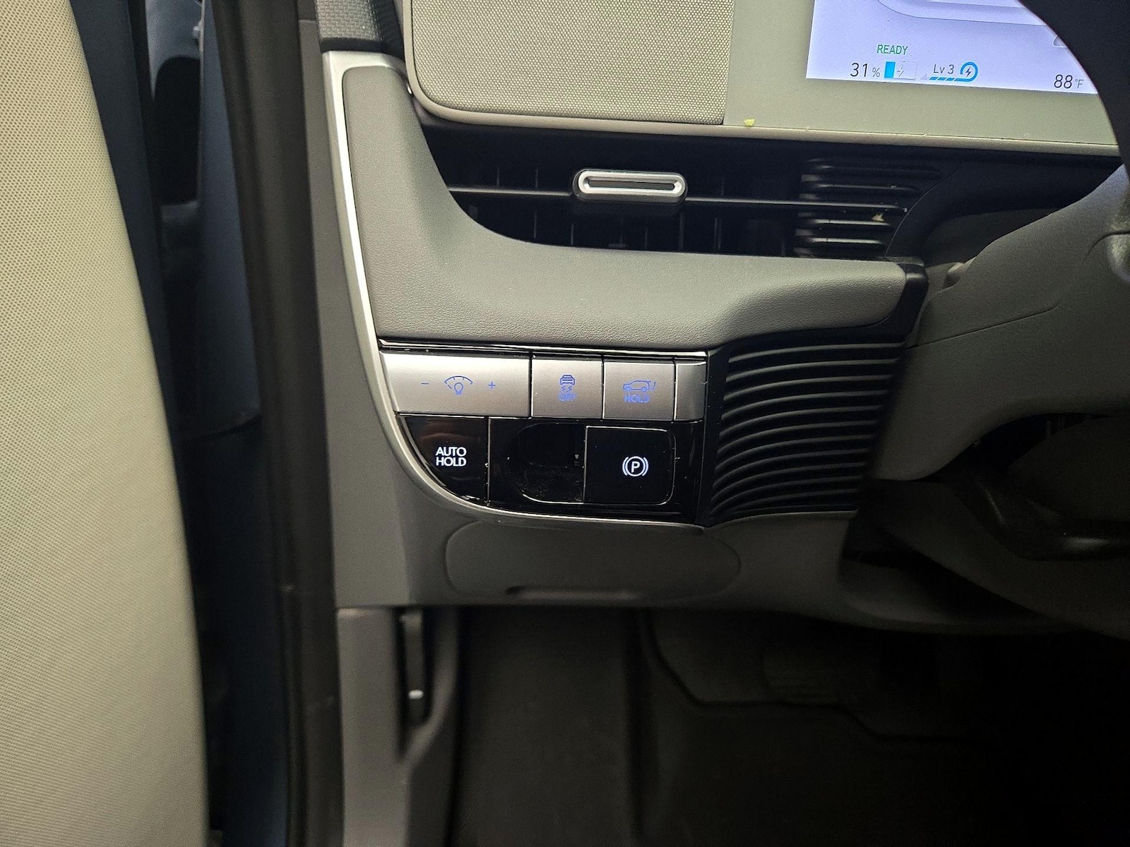 2024 Hyundai IONIQ 5 Limited - Photo 14