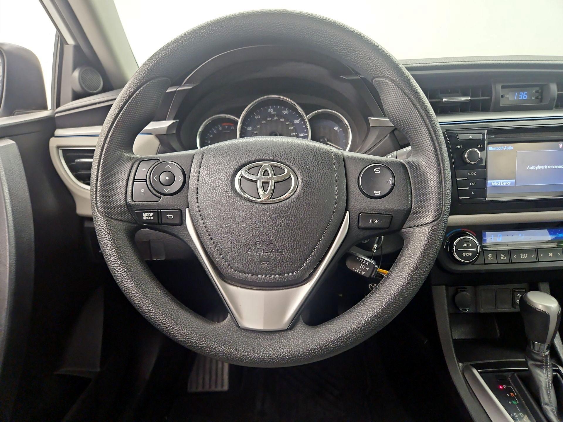 Thumbnail: 2015 Toyota Corolla - 10