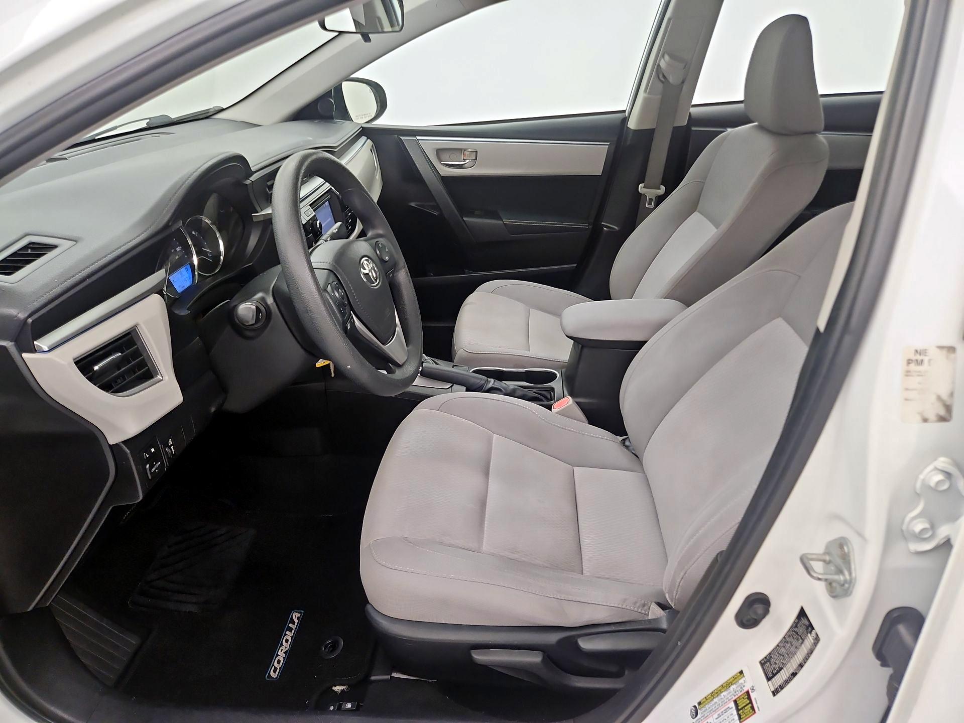 Thumbnail: 2015 Toyota Corolla - 11