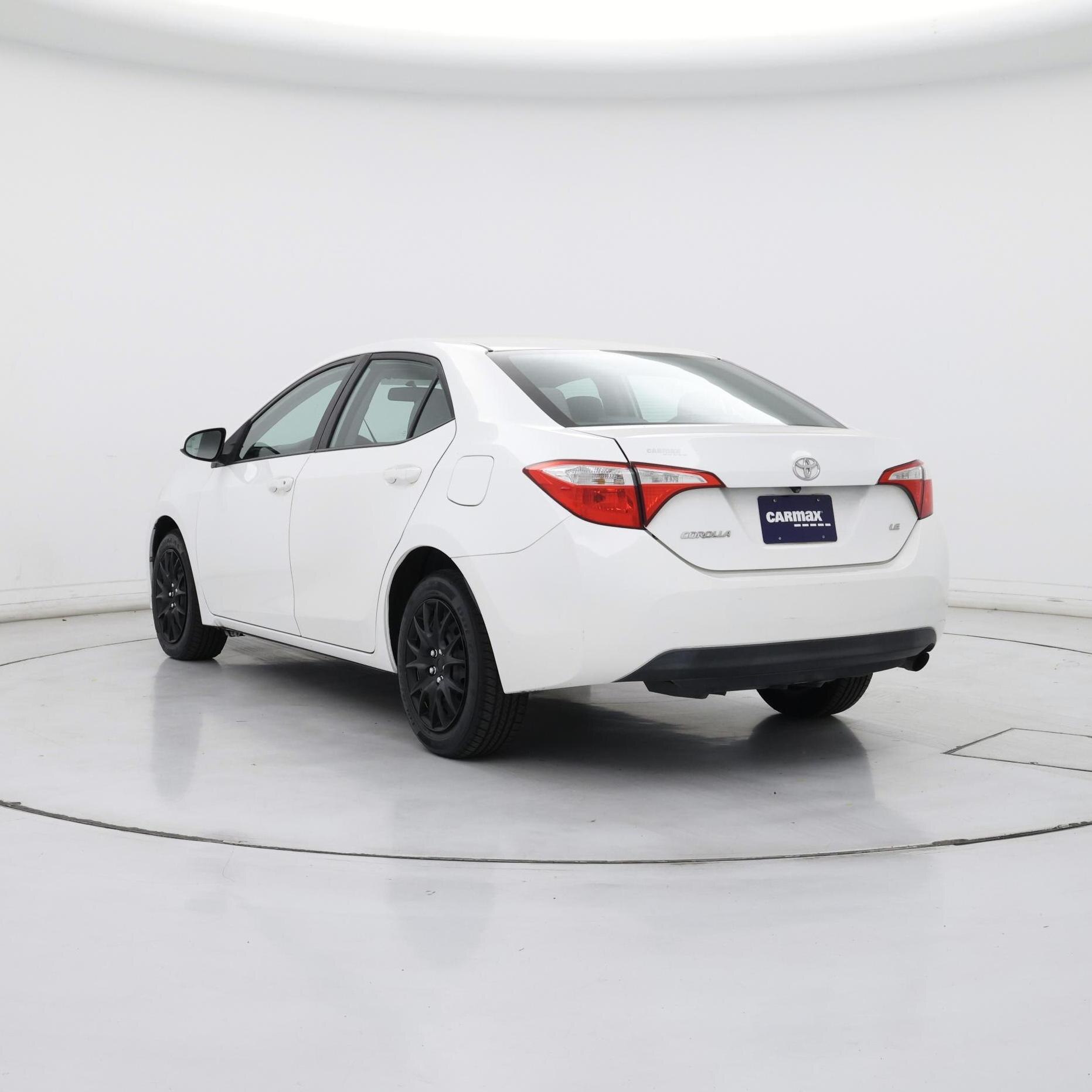 Thumbnail: 2015 Toyota Corolla - 2