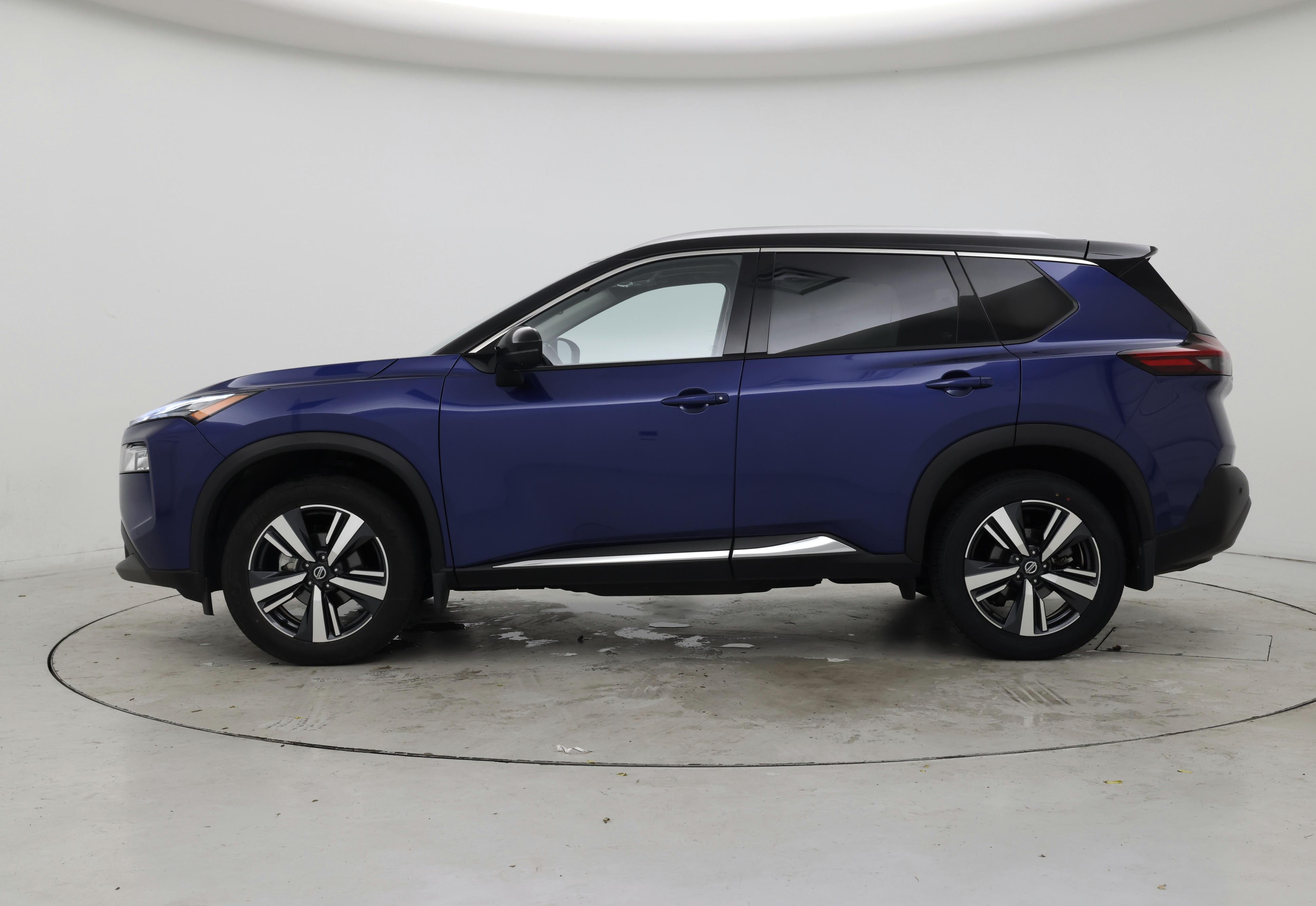 Thumbnail: 2021 Nissan Rogue - 3