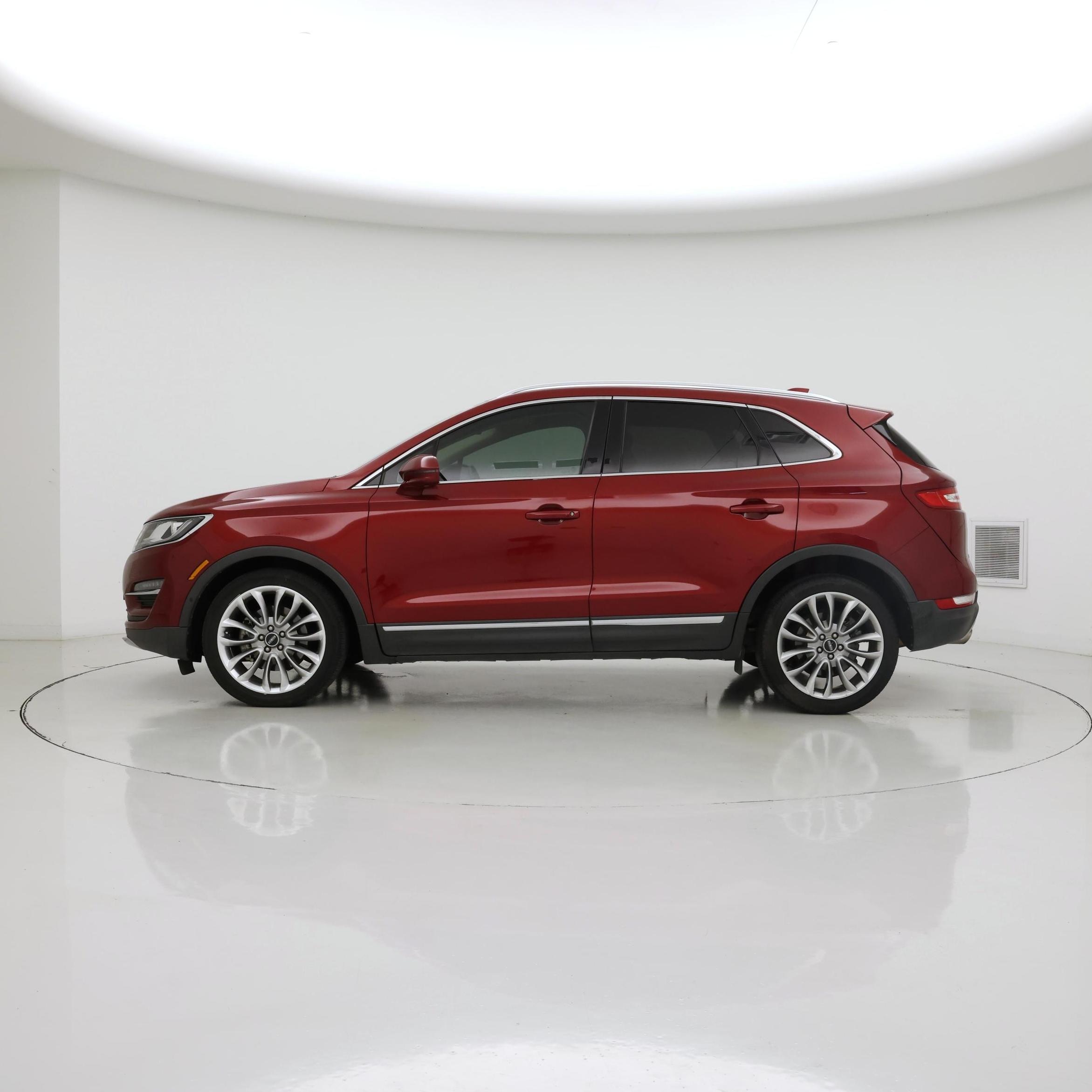 Thumbnail: 2017 Lincoln MKC - 3
