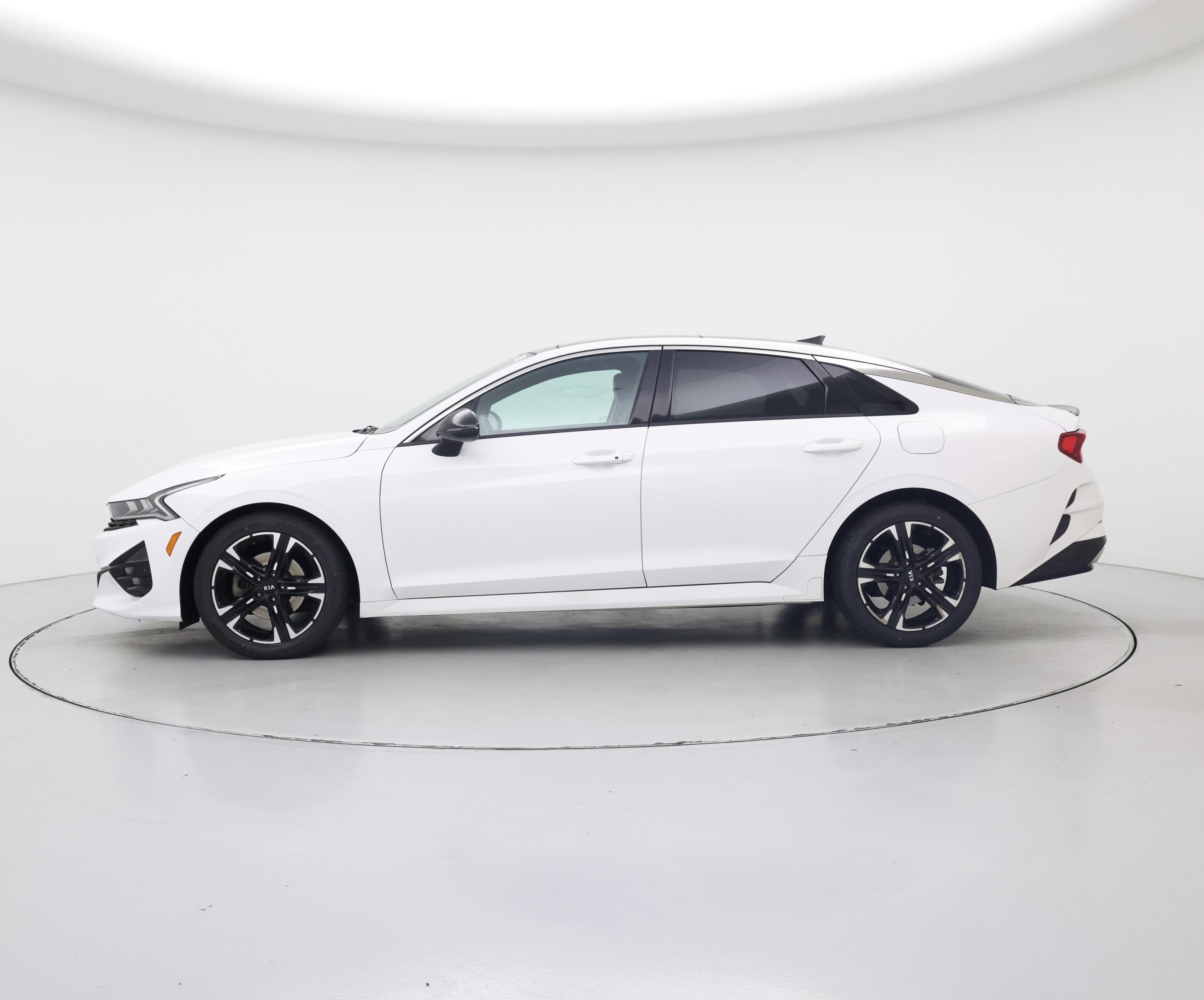 Thumbnail: 2021 Kia K5 - 3