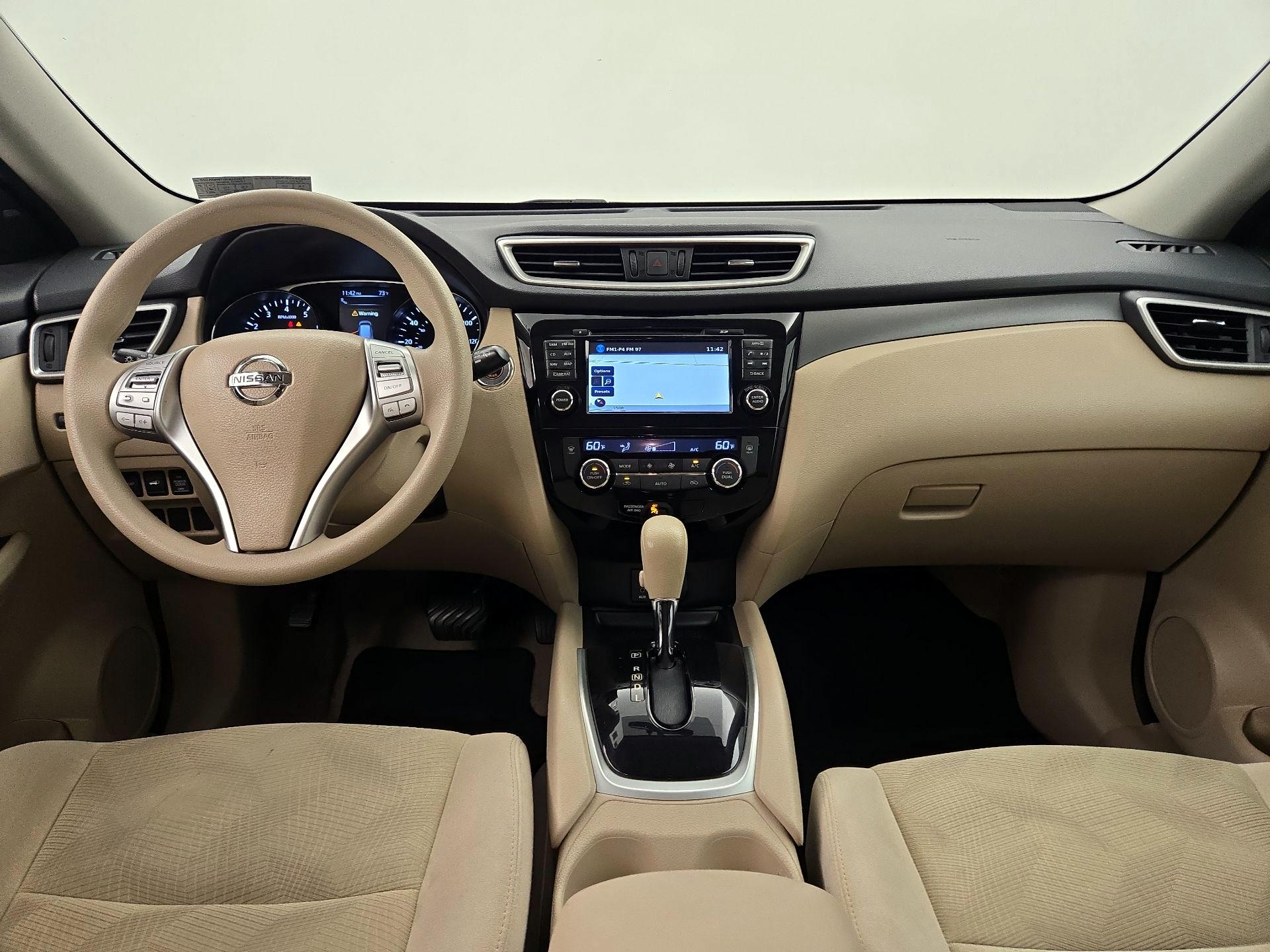 Thumbnail: 2015 Nissan Rogue - 9