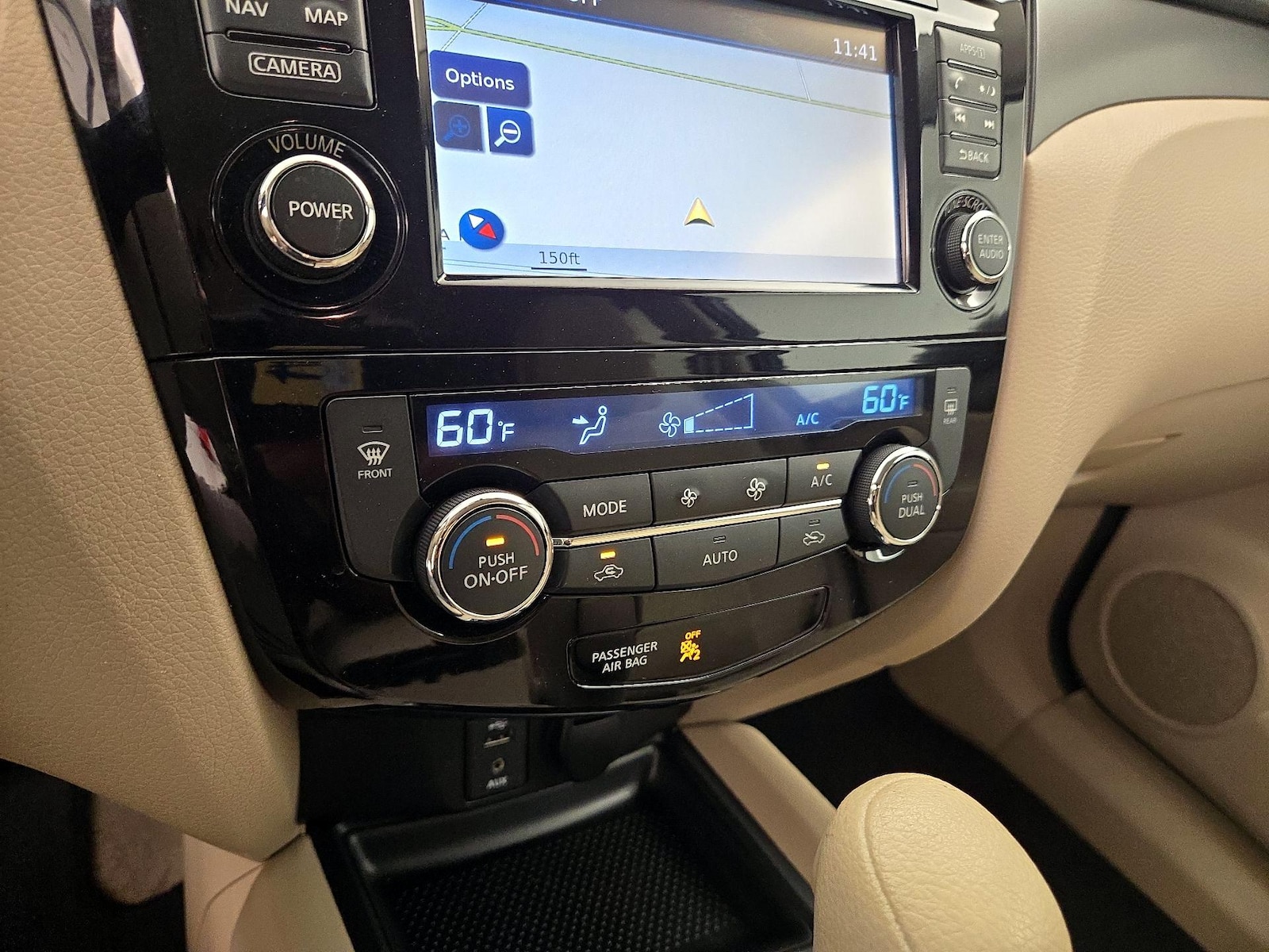 2015 Nissan Rogue SV - Photo 17