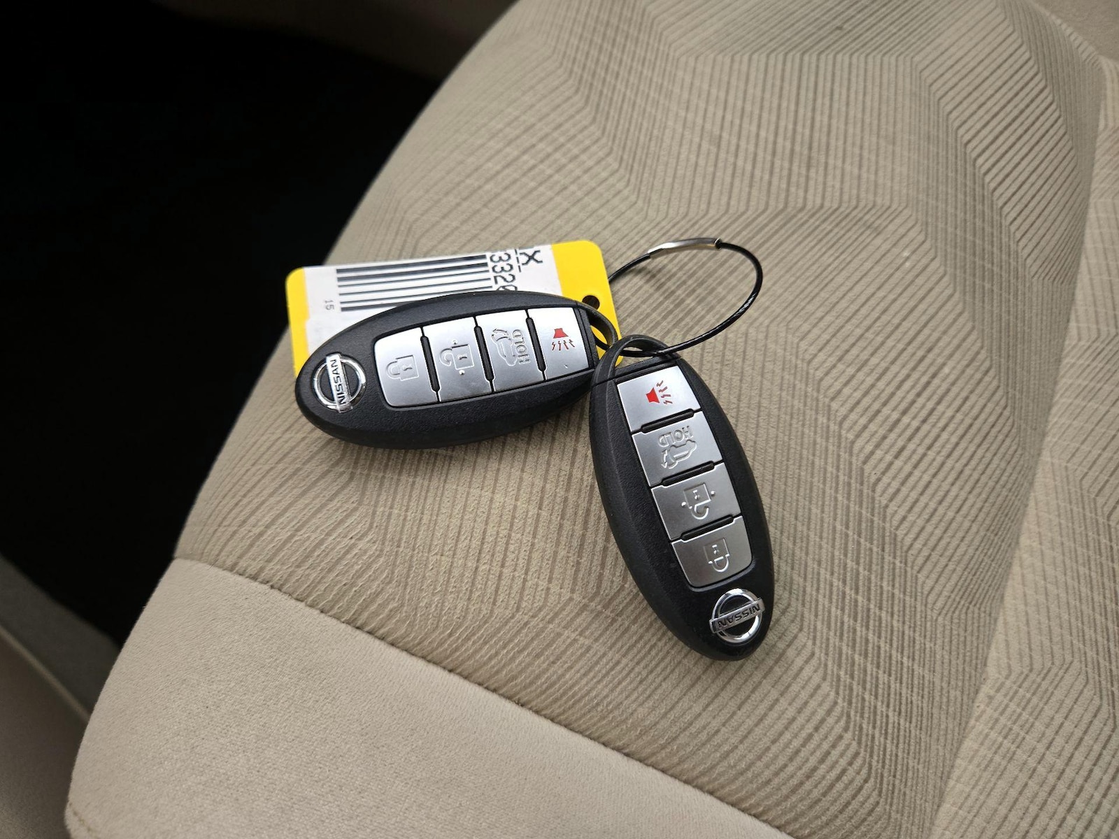 2015 Nissan Rogue SV - Photo 22