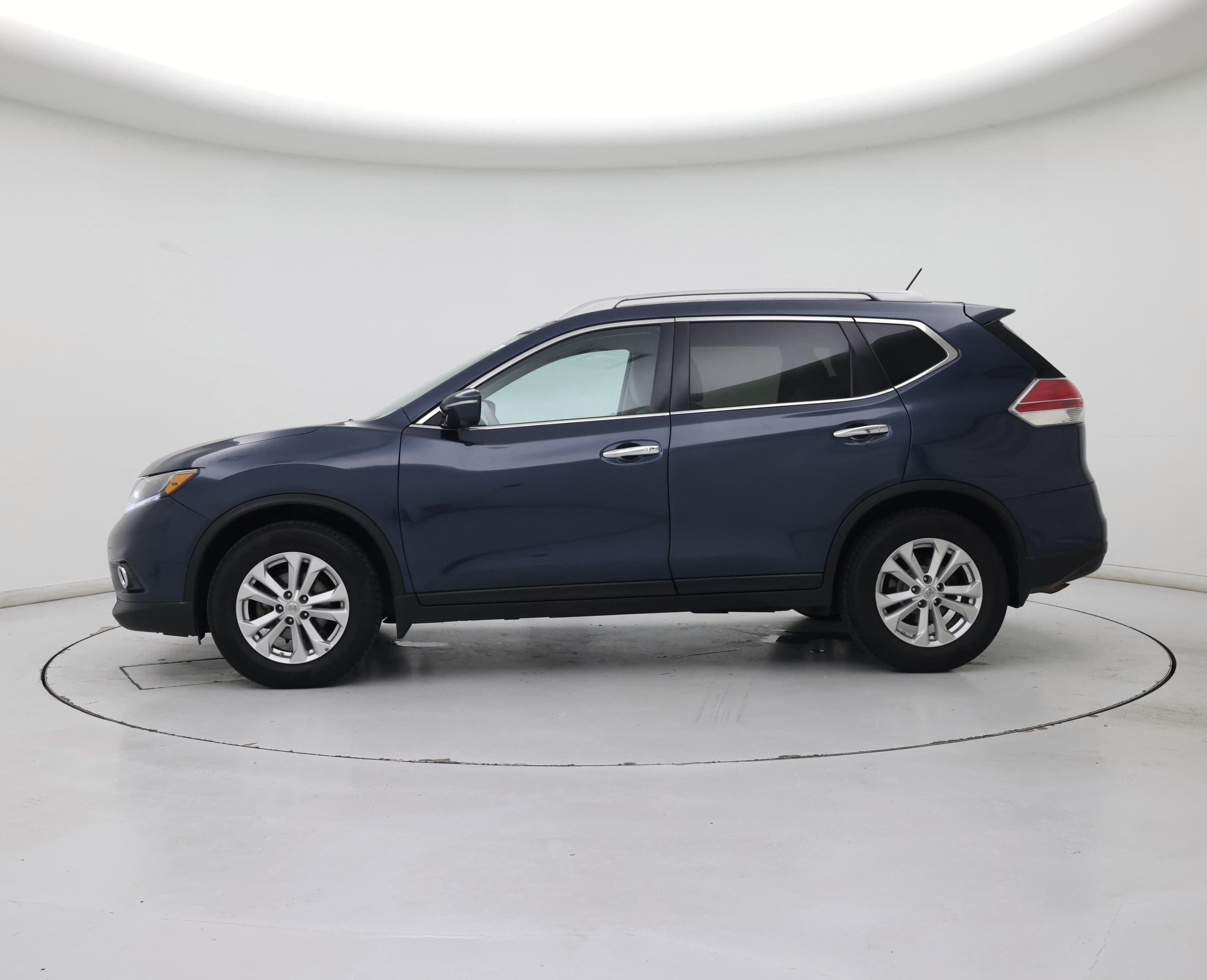 Thumbnail: 2015 Nissan Rogue - 3