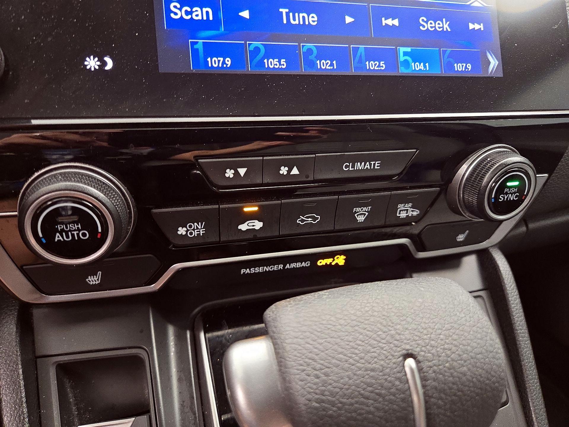 Thumbnail: 2019 Honda CR-V - 16