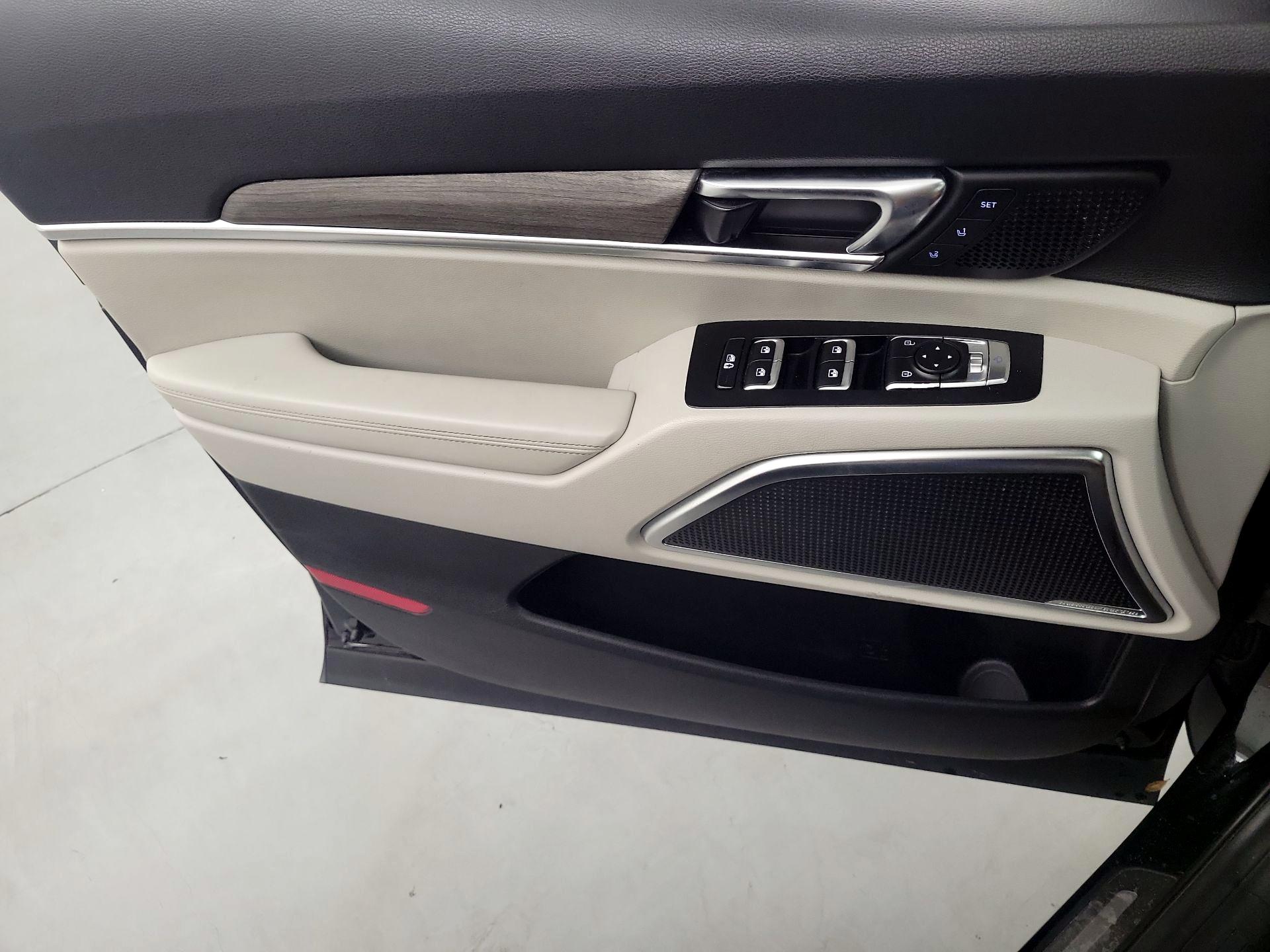 Thumbnail: 2021 Kia Telluride - 12