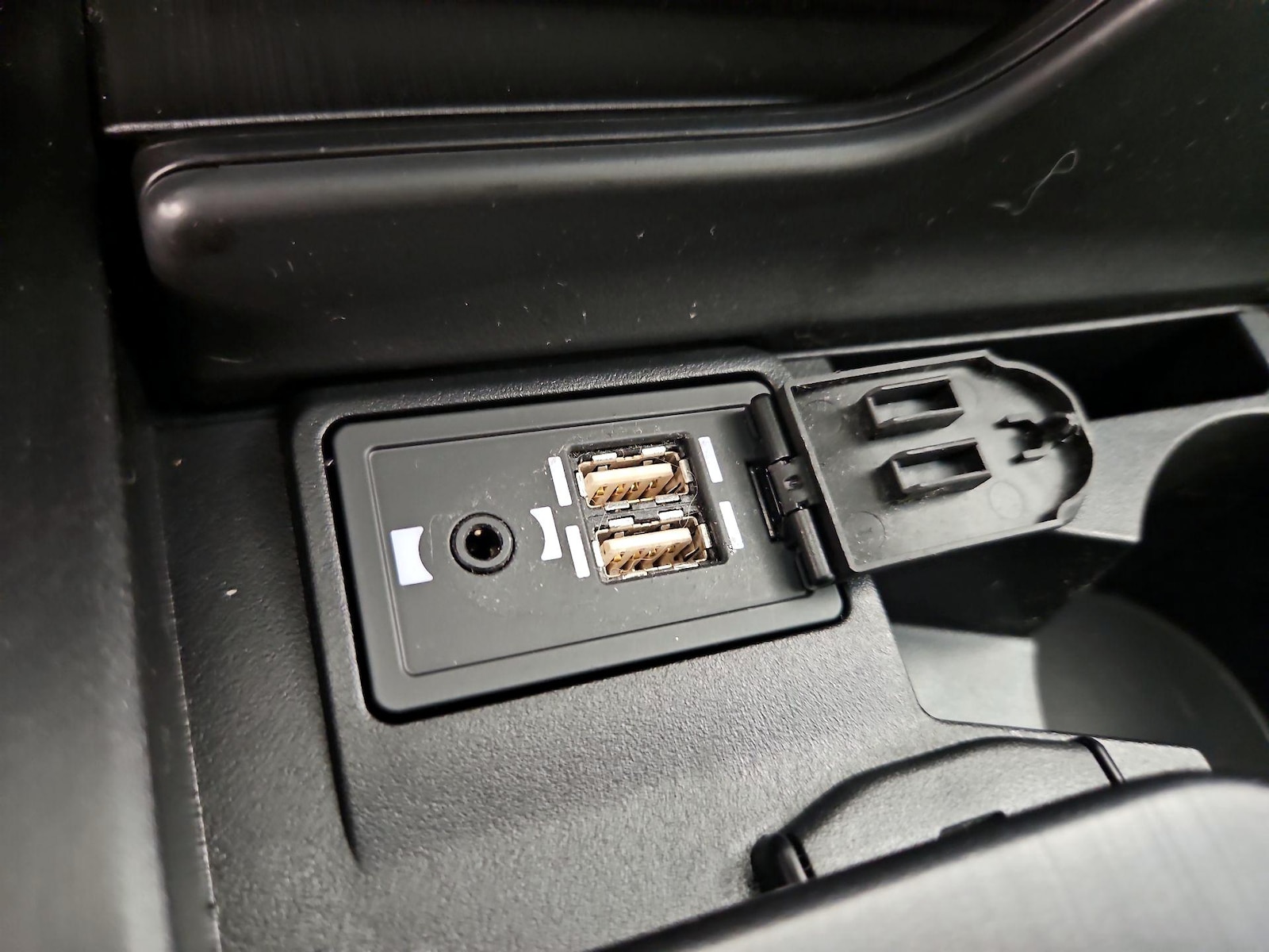 2019 Lexus ES 350 - Photo 20