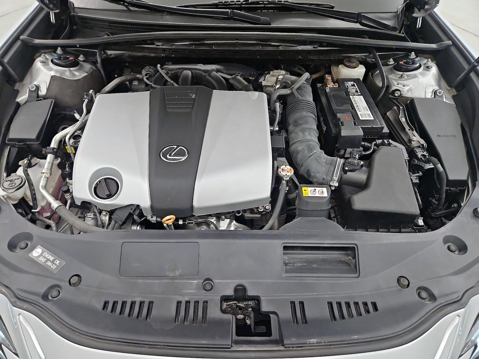 2019 Lexus ES 350 - Photo 24