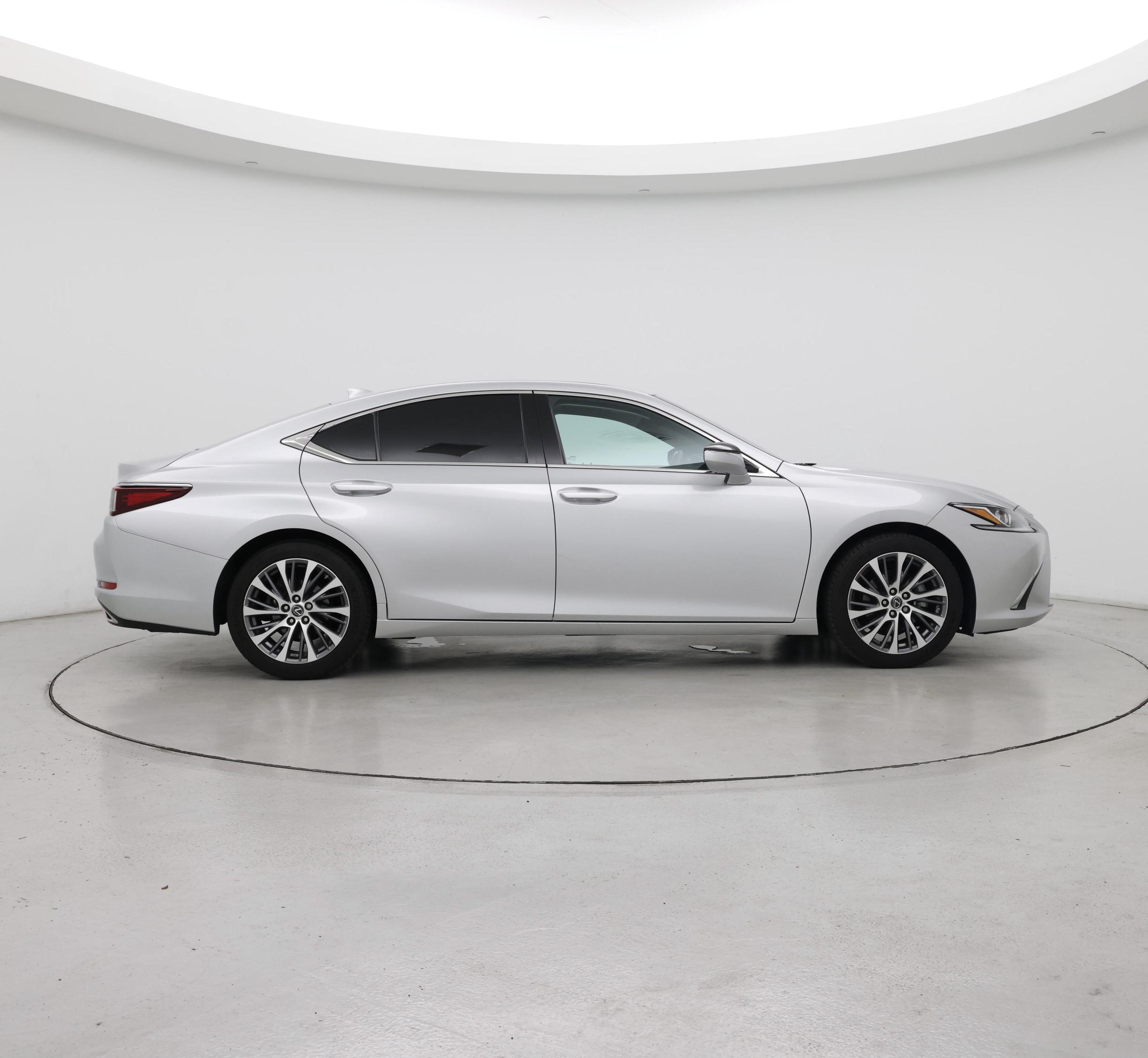 Thumbnail: 2019 Lexus ES - 7