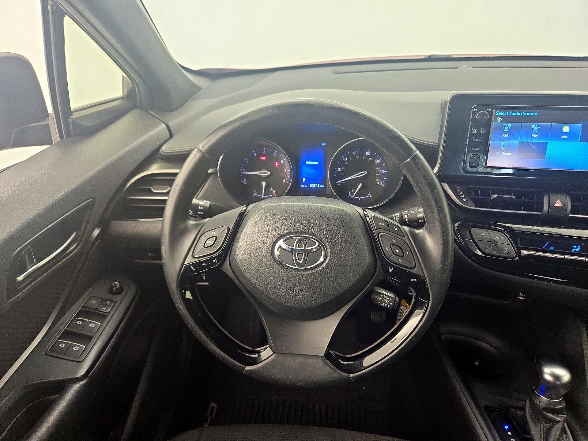 Thumbnail: 2018 Toyota C-HR - 10