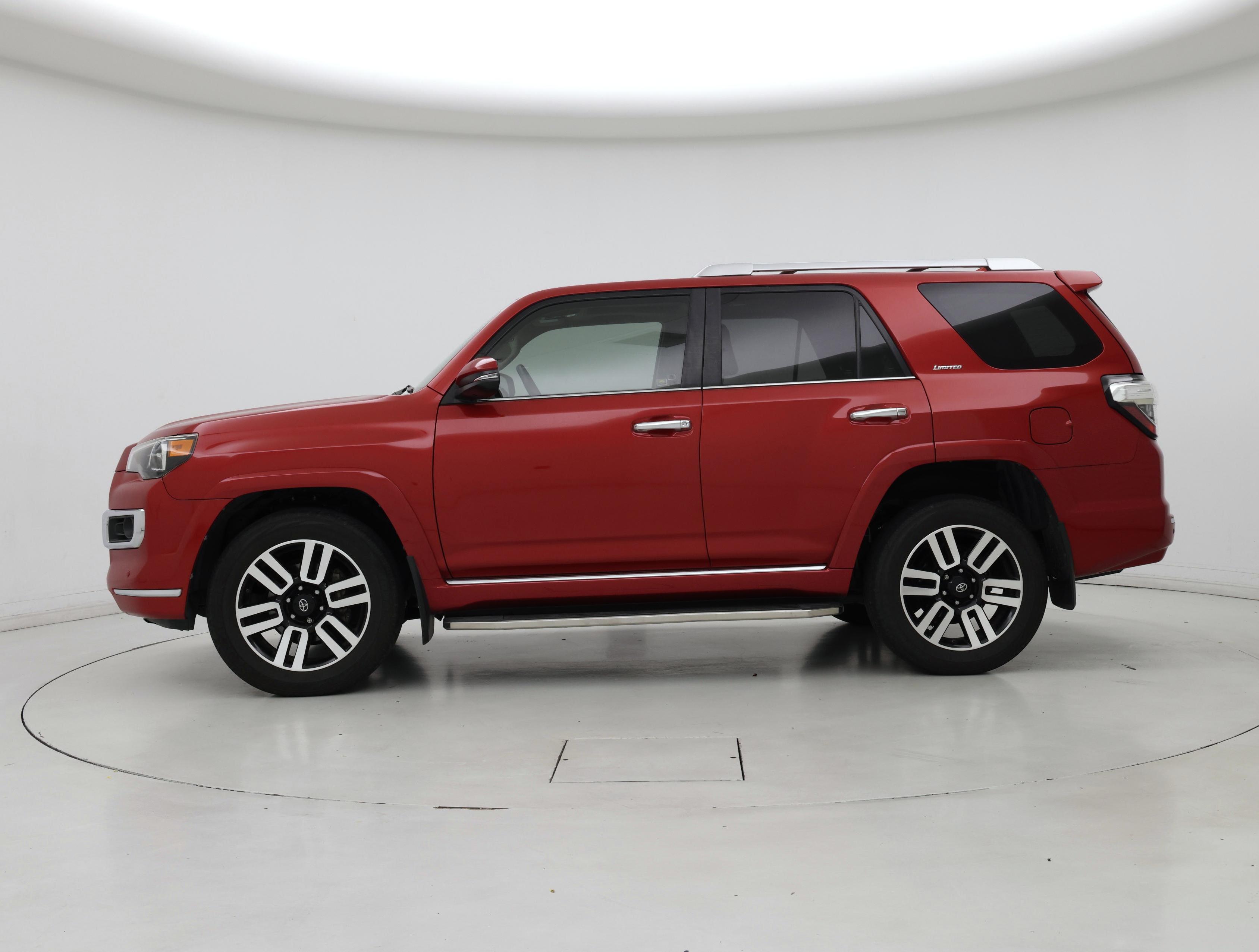 Thumbnail: 2019 Toyota 4Runner - 3