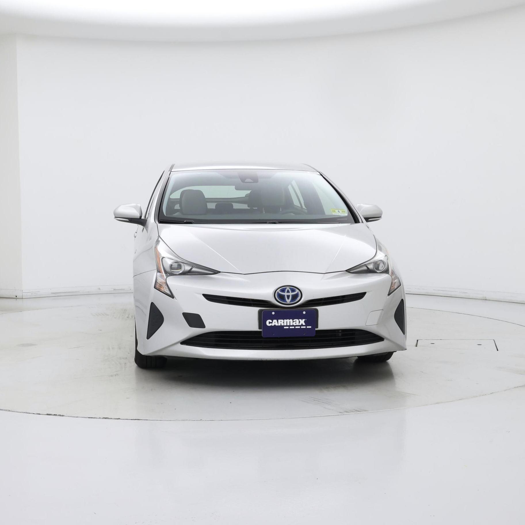 Thumbnail: 2017 Toyota Prius - 5