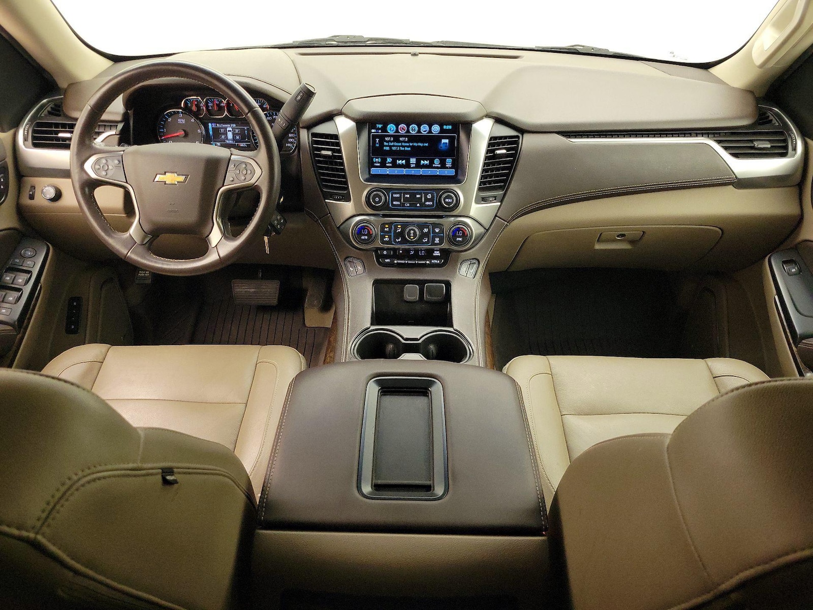 2019 Chevrolet Tahoe LT - Photo 10