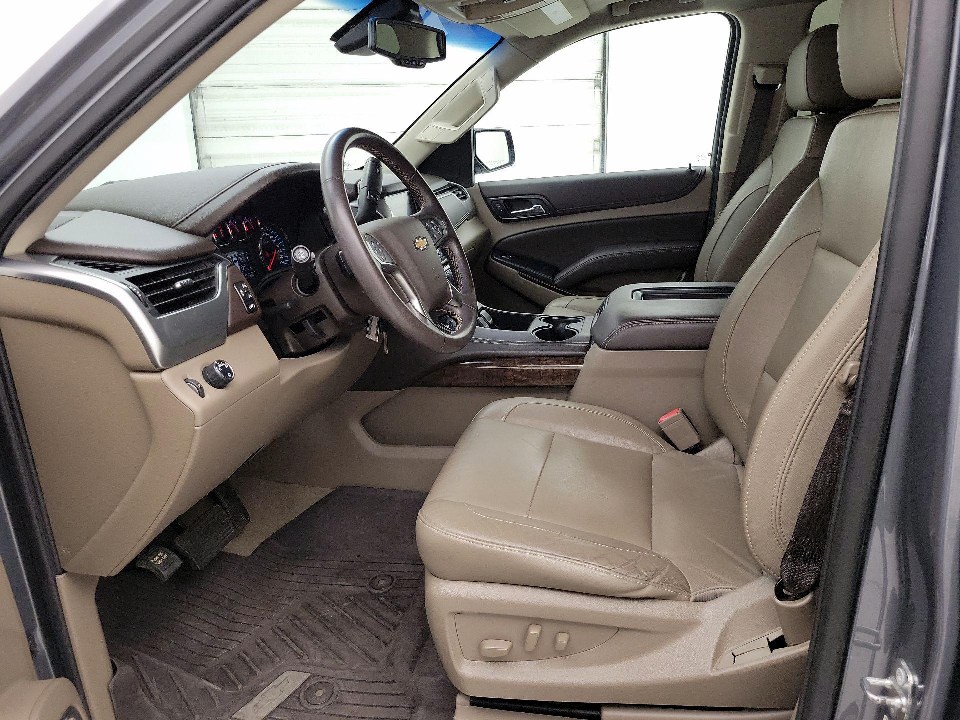 Thumbnail: 2019 Chevrolet Tahoe - 11