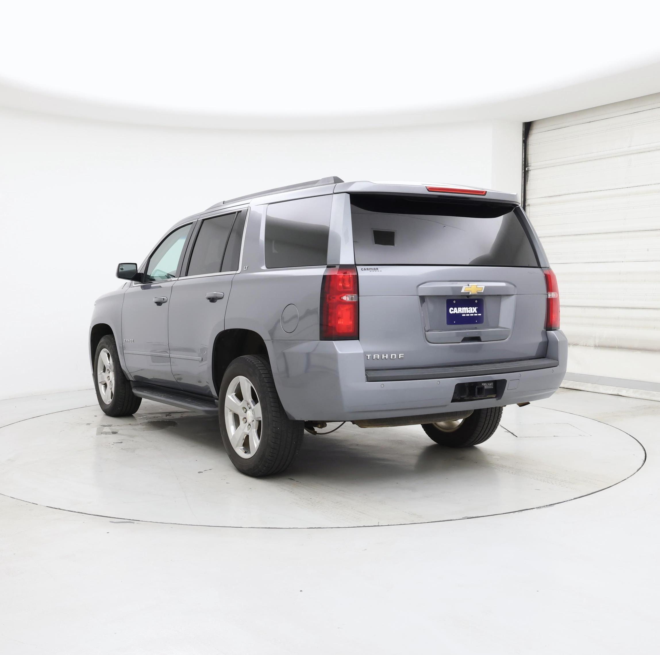 Thumbnail: 2019 Chevrolet Tahoe - 2