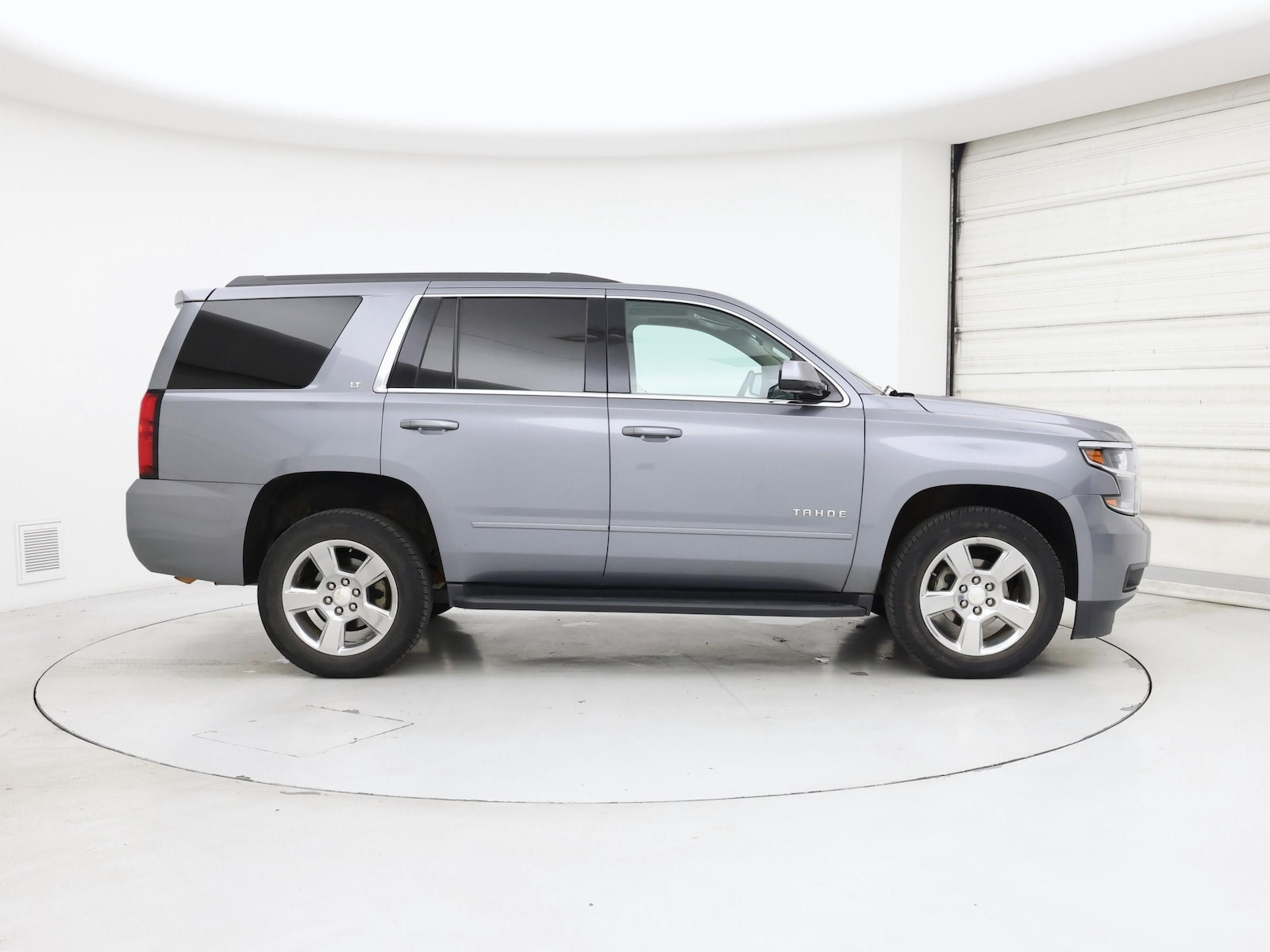 2019 Chevrolet Tahoe LT - Photo 8