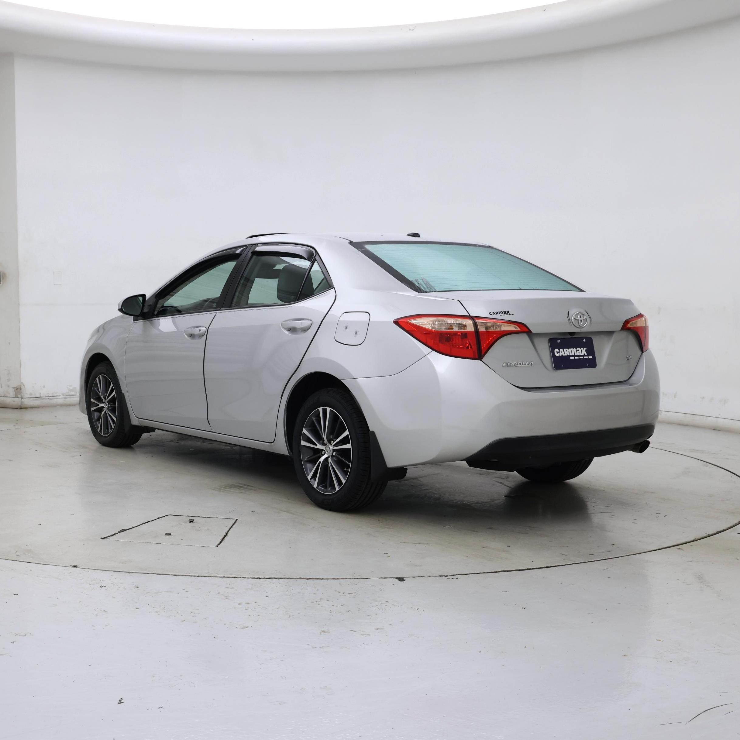 Thumbnail: 2017 Toyota Corolla - 2