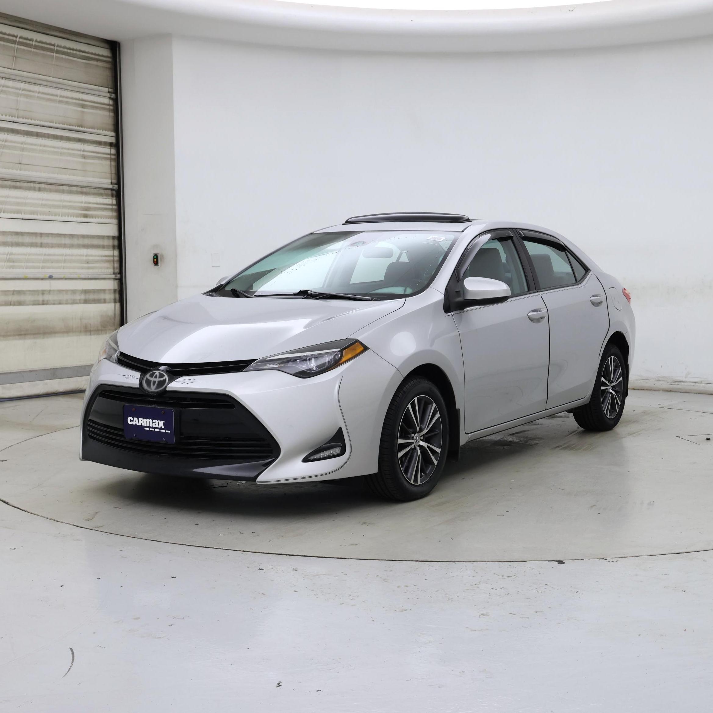 Thumbnail: 2017 Toyota Corolla - 4