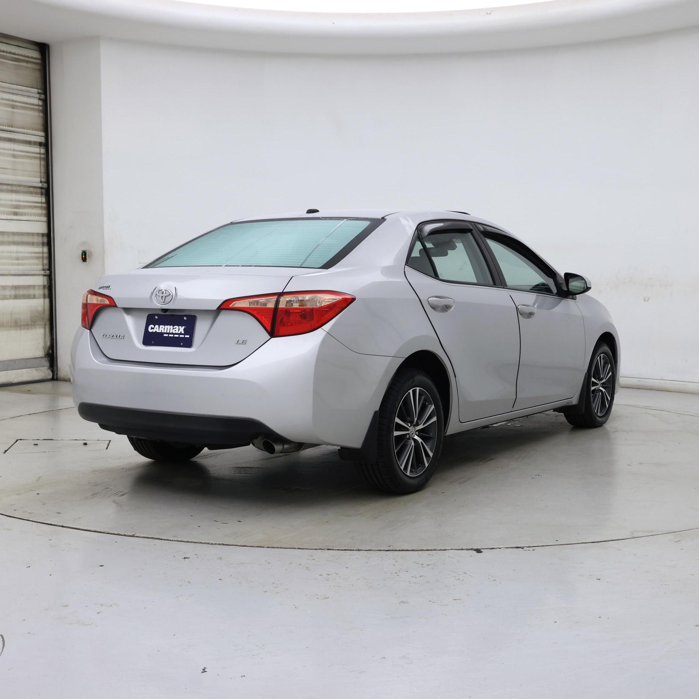 Thumbnail: 2017 Toyota Corolla - 8