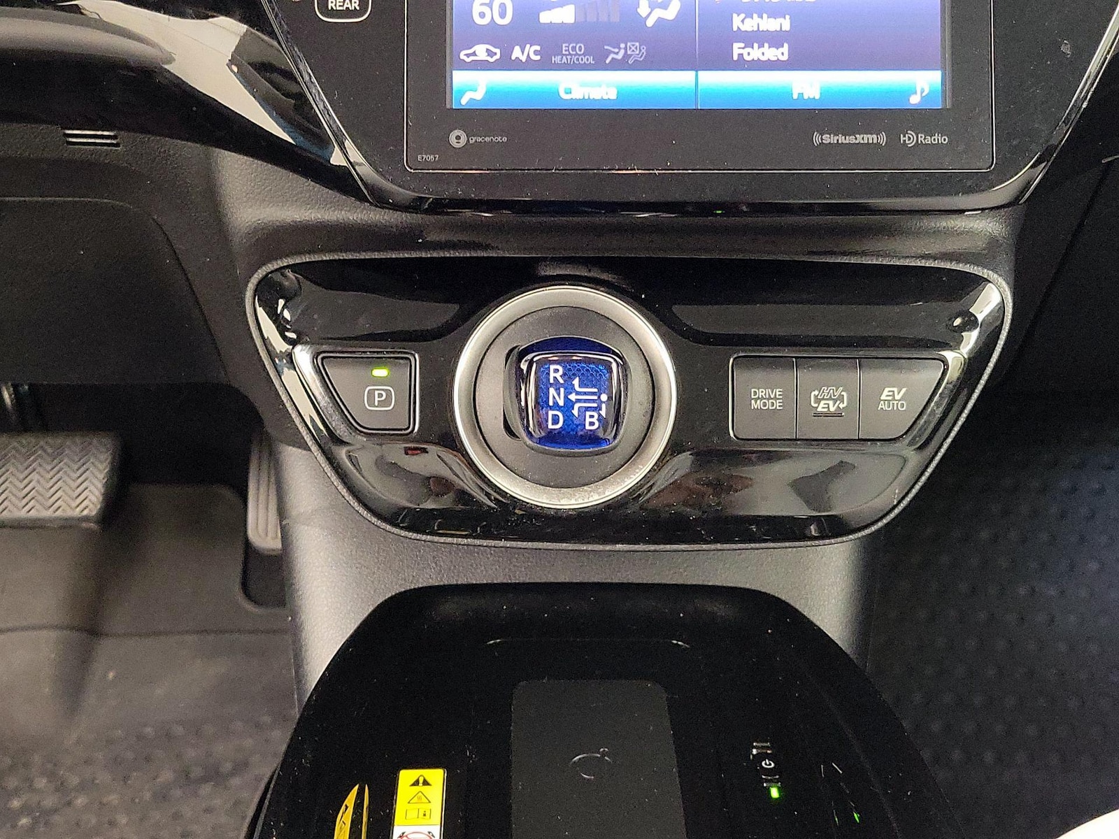 2022 Toyota Prius Prime XLE - Photo 18